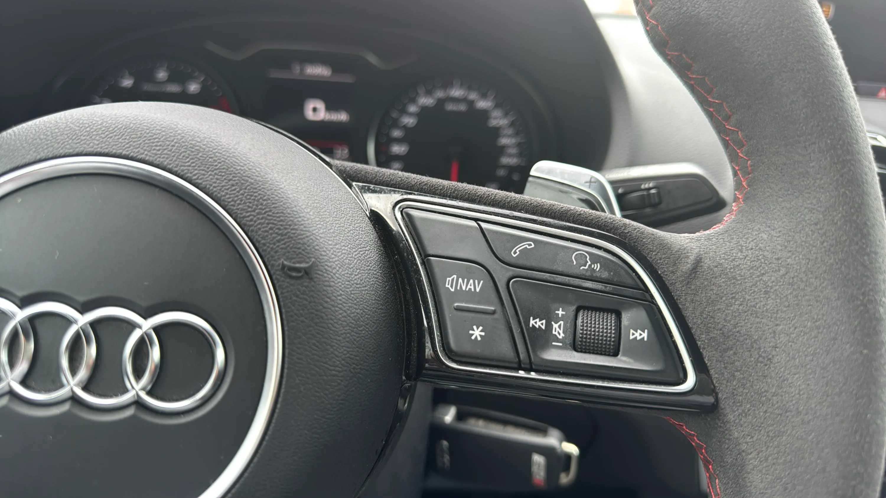 Audi A3 RS3 Sportback TFSI quattro S tron - foto 19