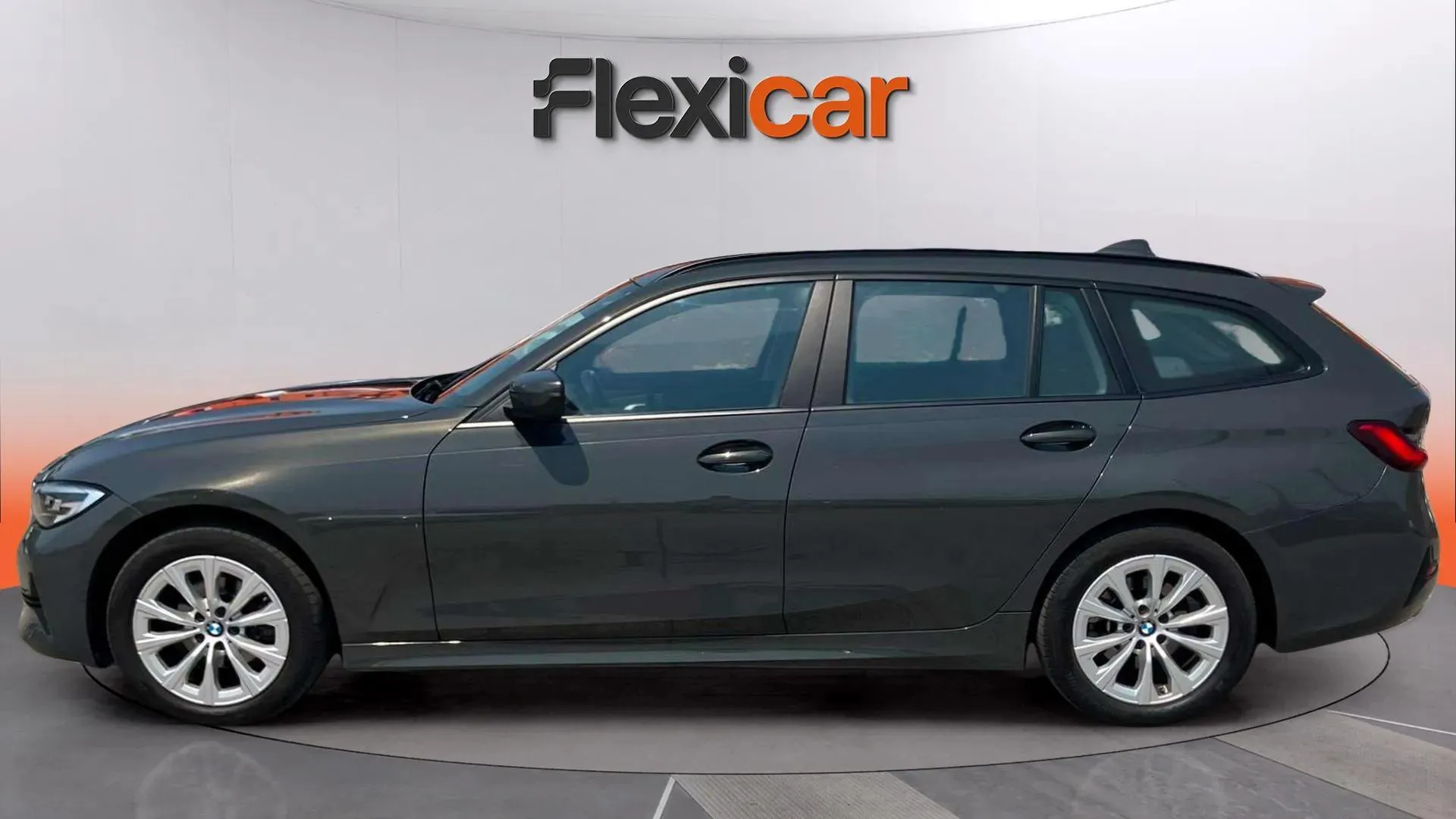 BMW Serie 3 318d .Touring - foto 4