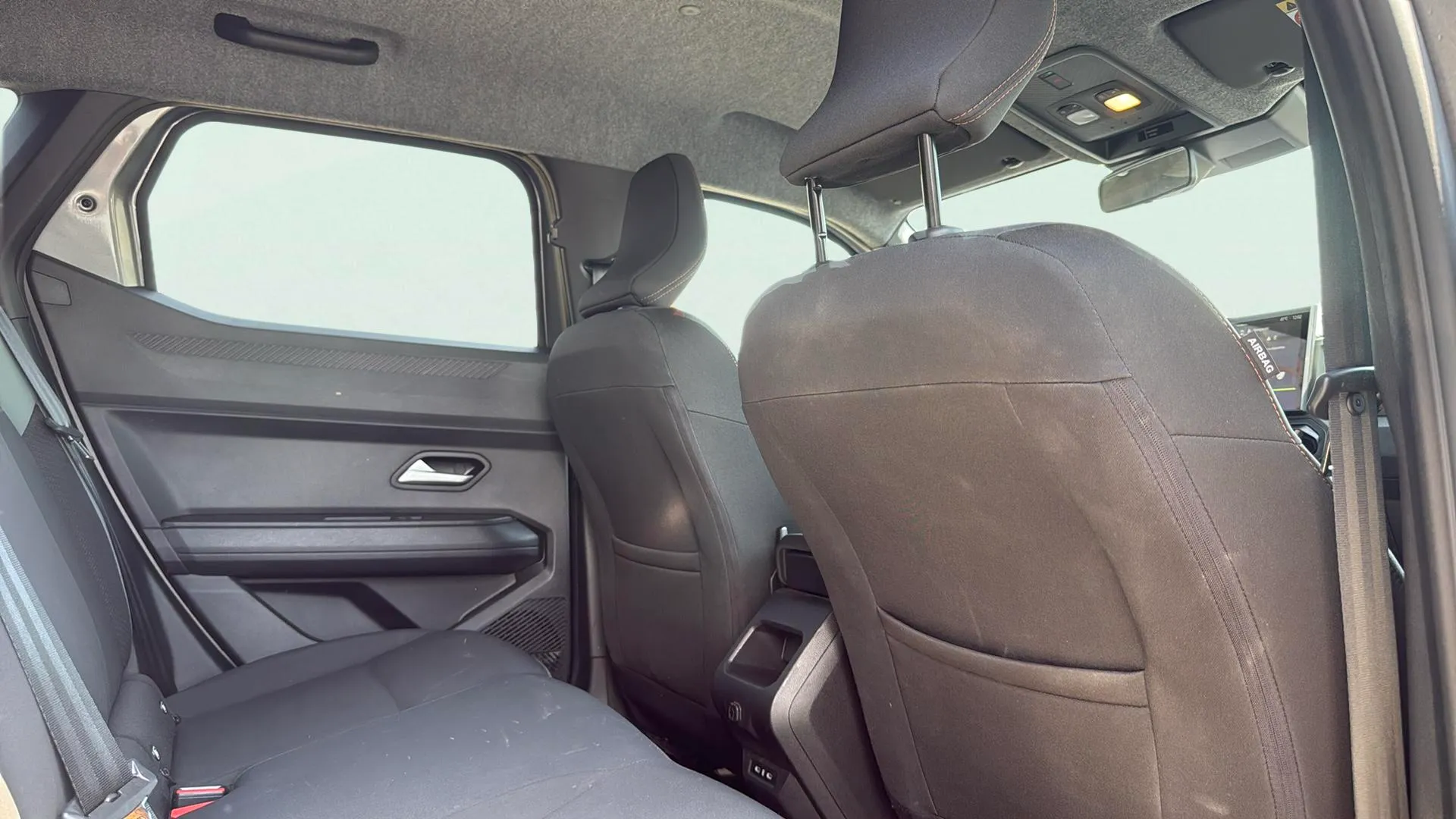 Dacia Duster Extreme TCe 48v 4x2 - foto 17