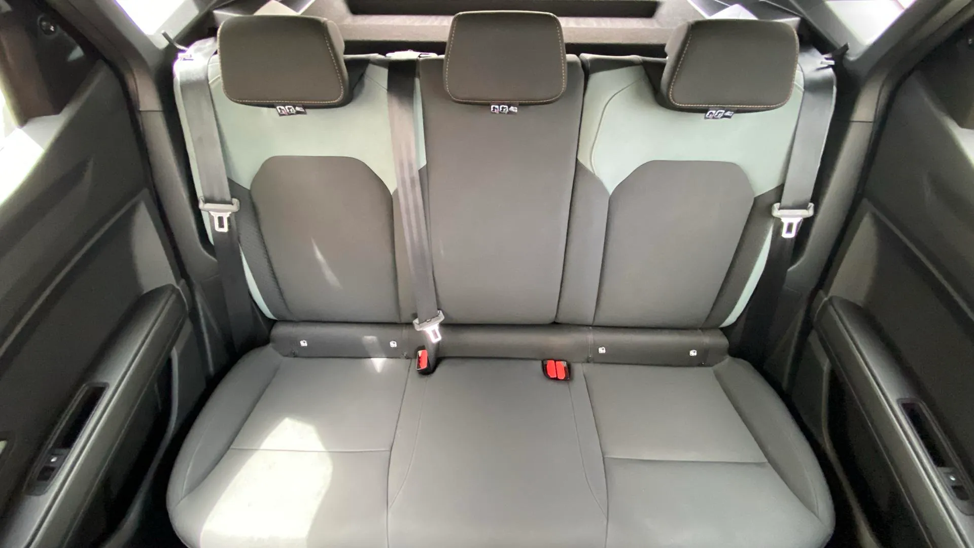 Dacia Duster Extreme mild hybrid 140 - foto 15