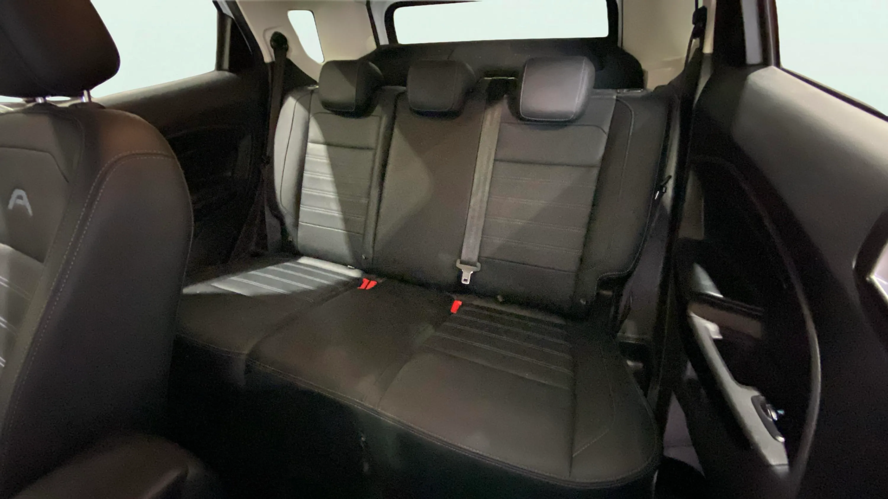 Ford EcoSport 1.0T EcoBoost Active - foto 12