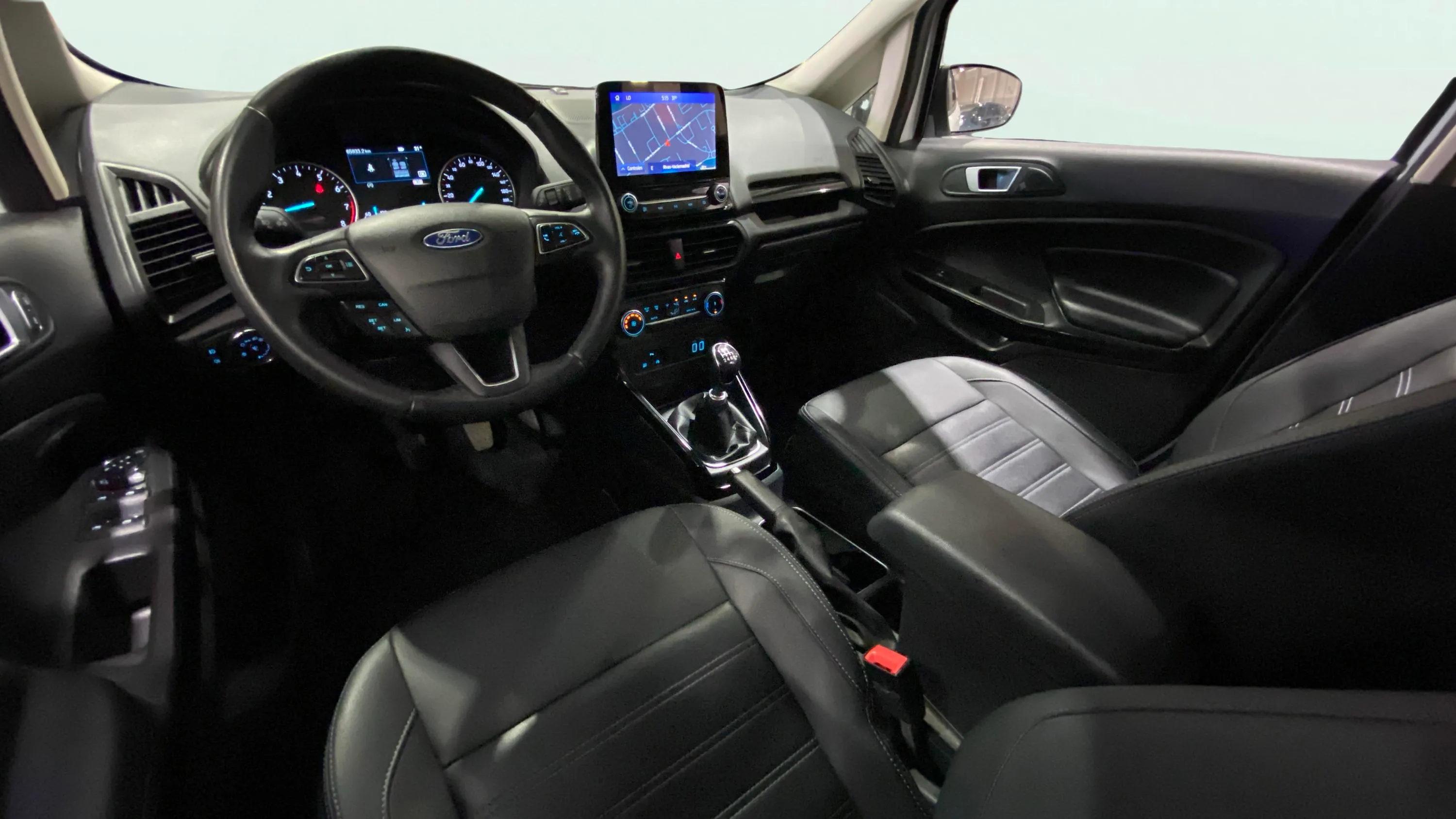 Ford EcoSport 1.0T EcoBoost Active - foto 29