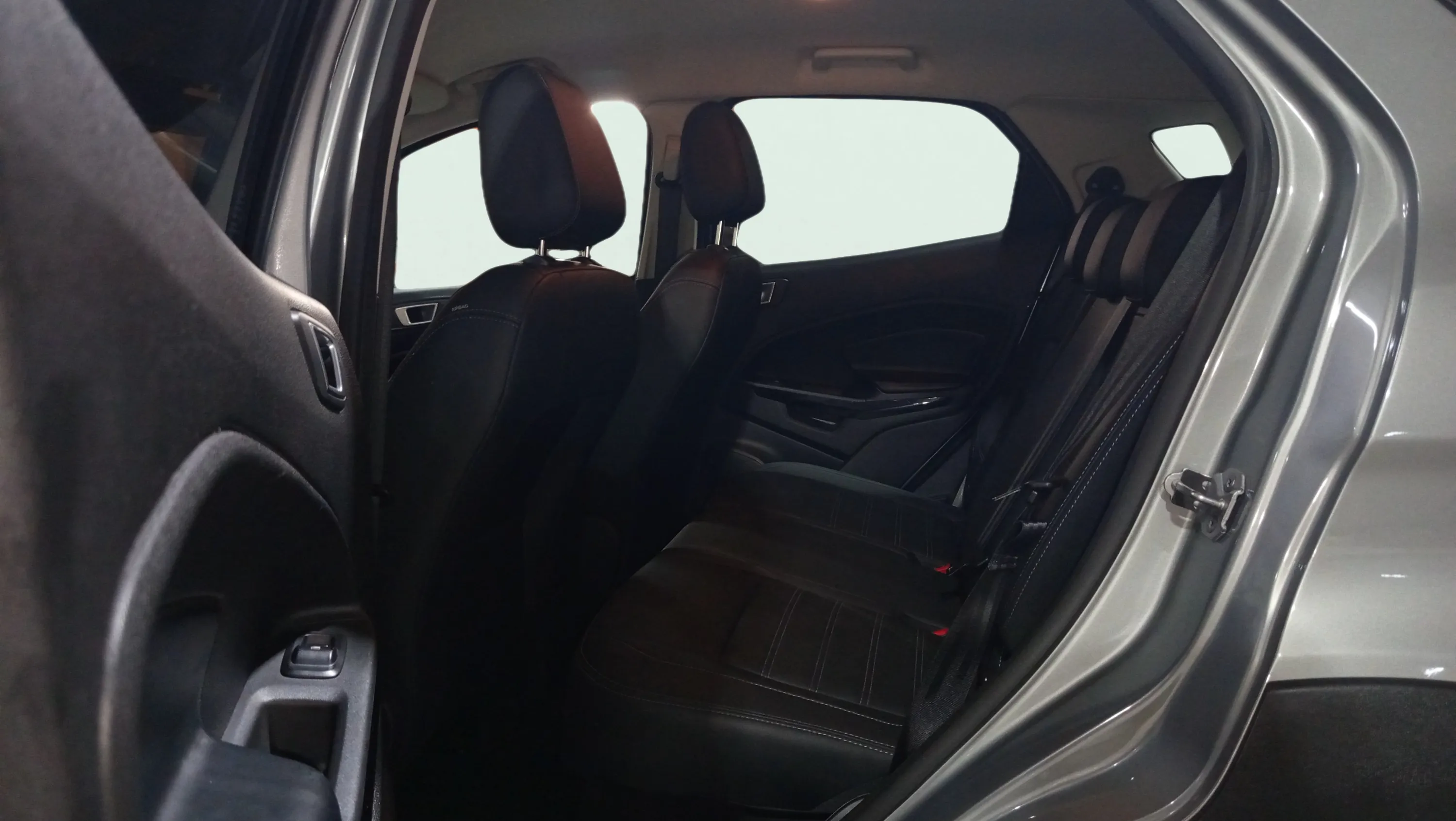 Ford EcoSport 1.0T EcoBoost Active - foto 12