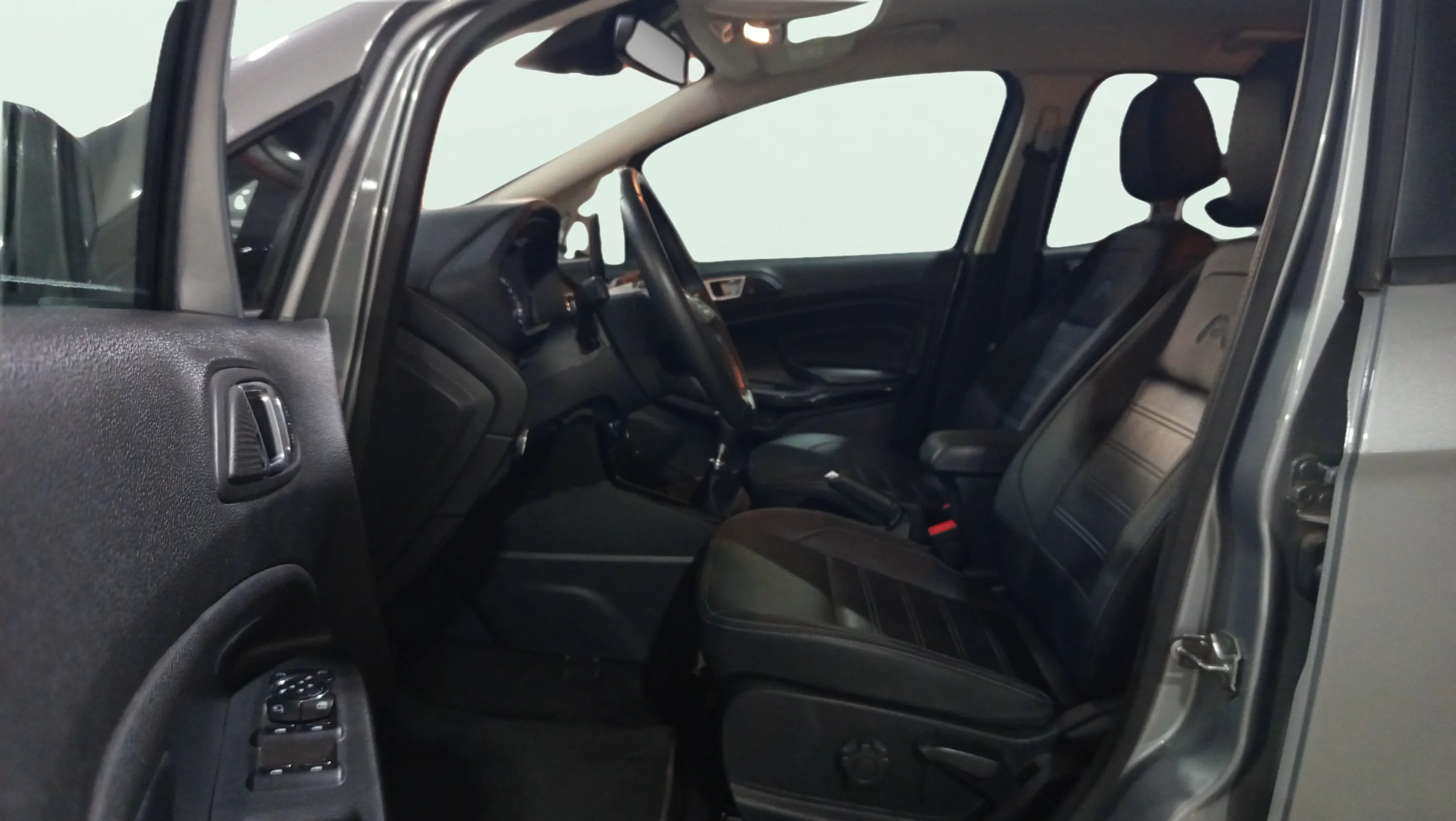 Ford EcoSport 1.0T EcoBoost Active - foto 14