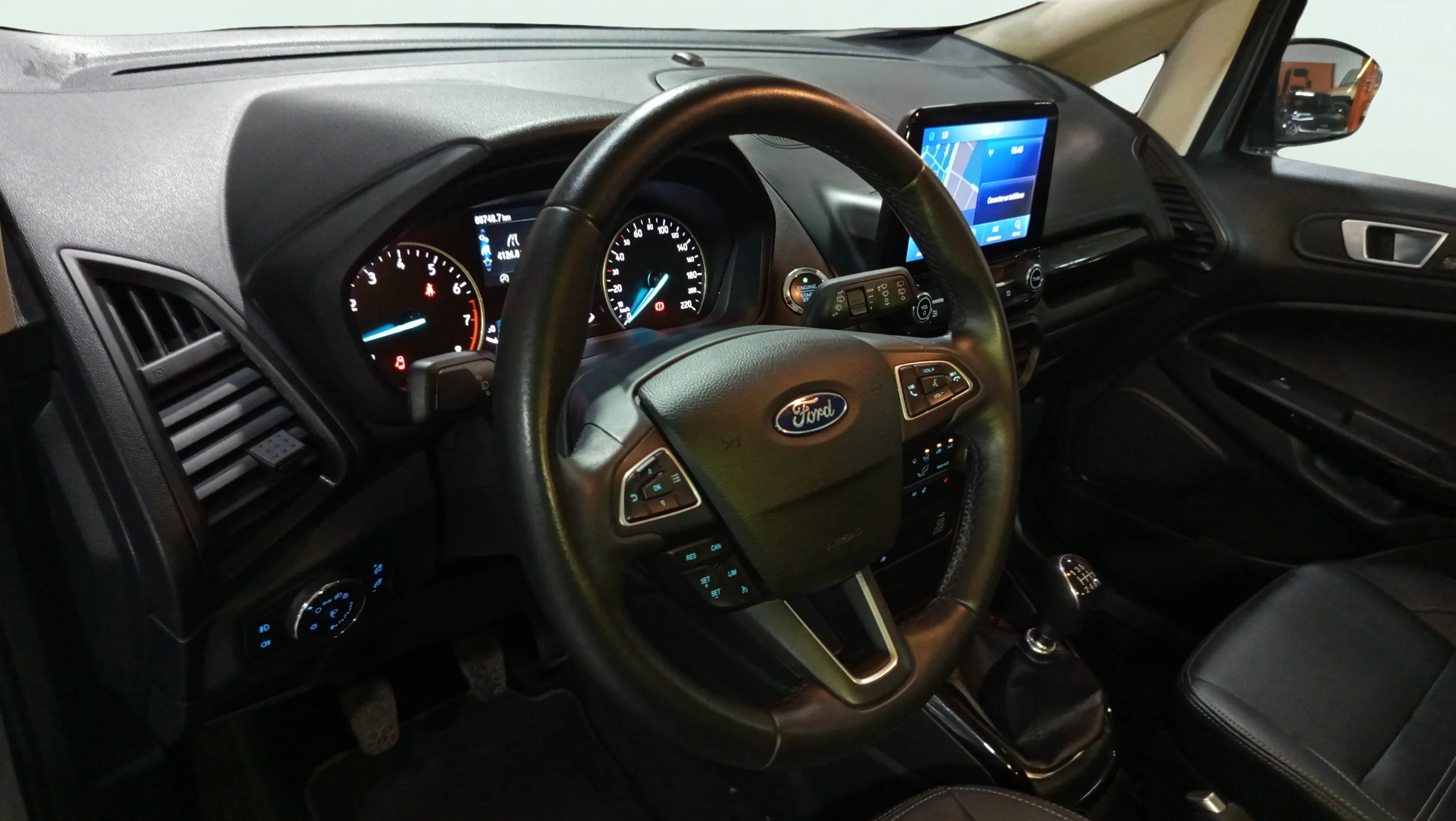 Ford EcoSport 1.0T EcoBoost Active - foto 24