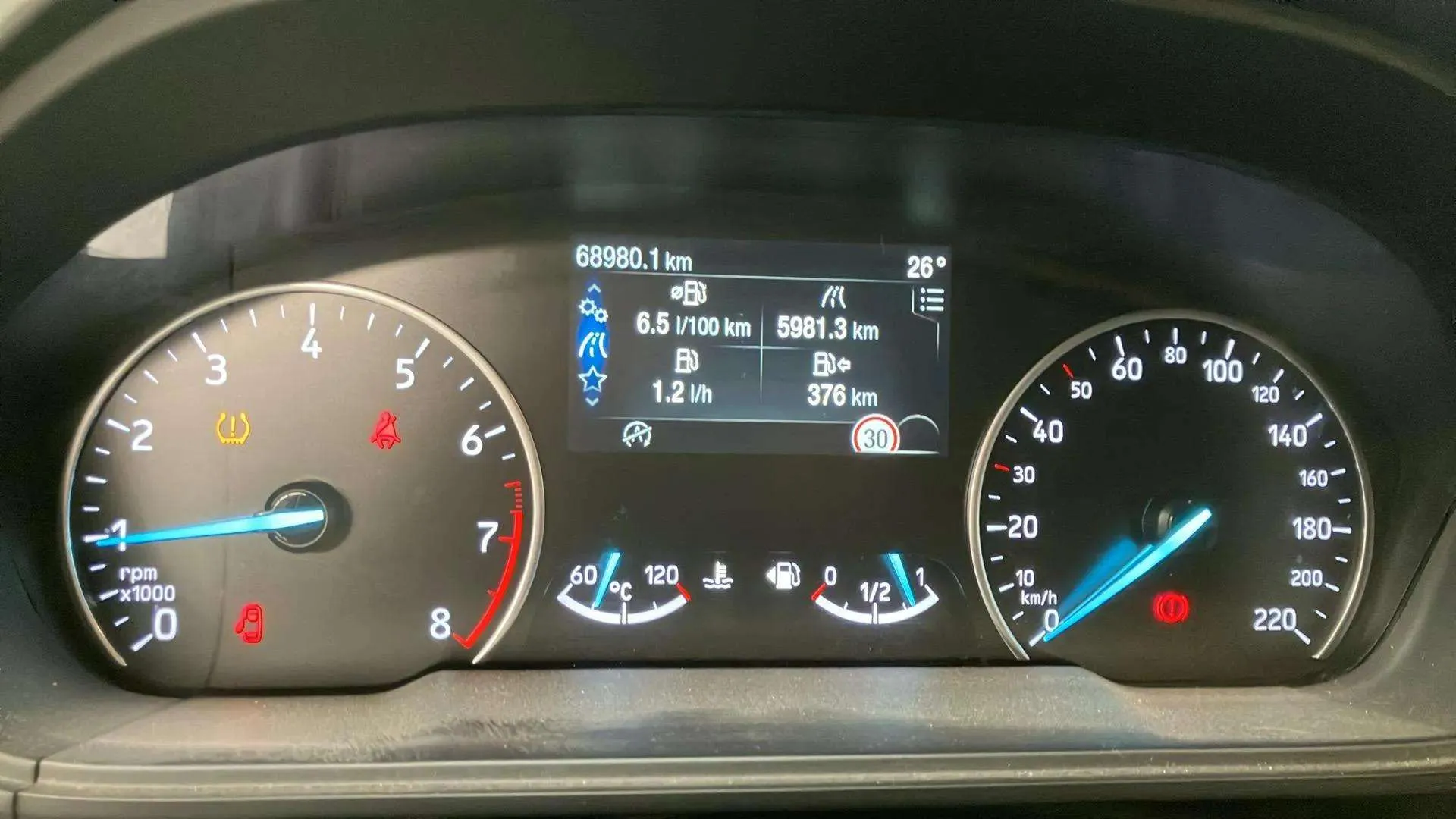 Ford EcoSport 1.0T EcoBoost ST Line - foto 11