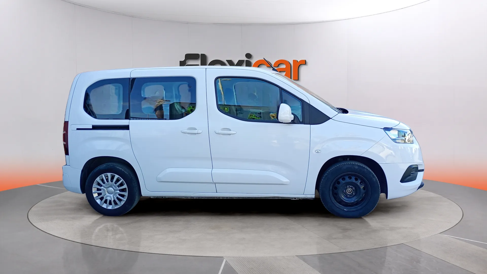 Toyota Proace City 1499 cm³ - foto 7