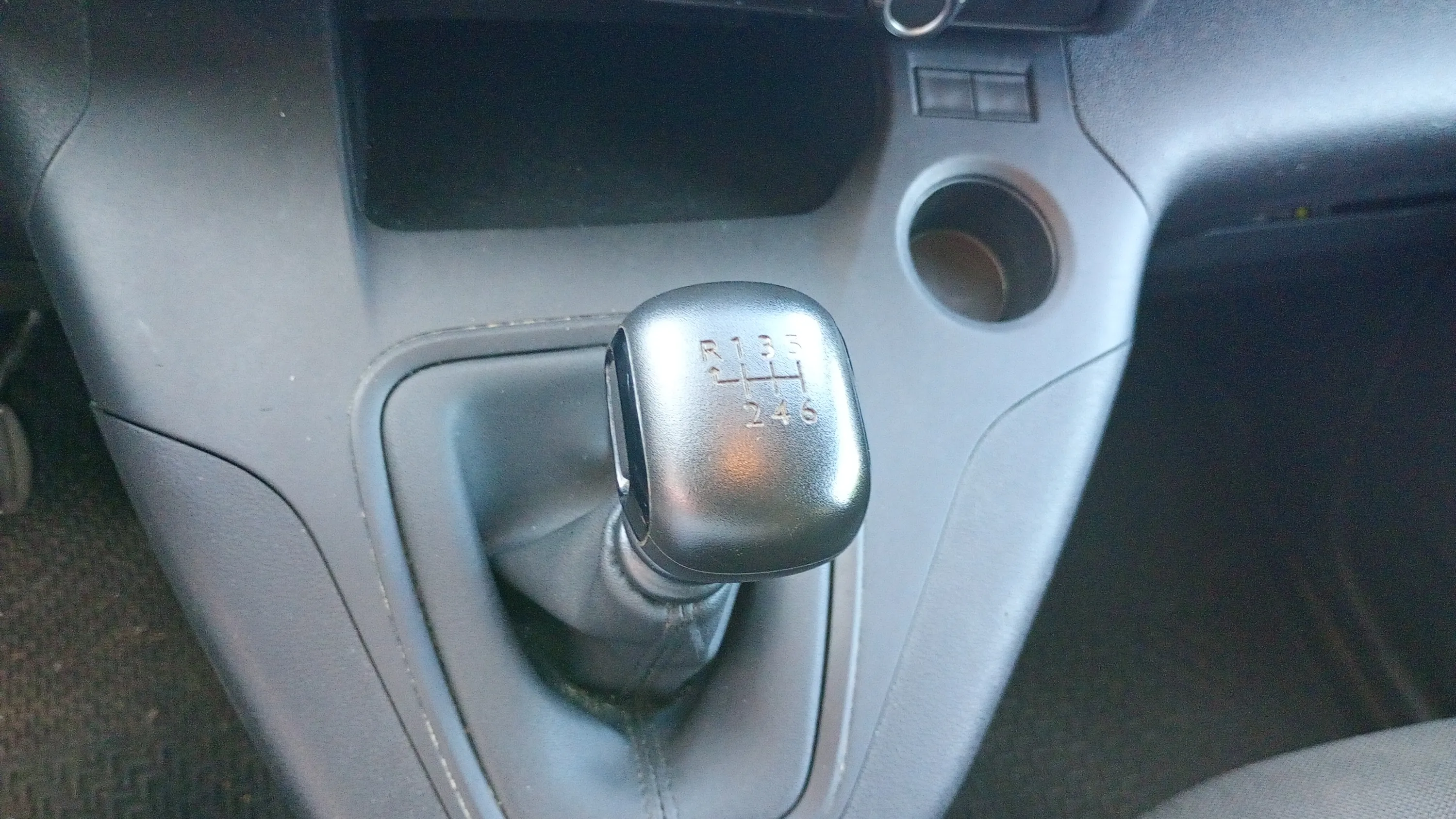 Toyota Proace City 1499 cm³ - foto 22