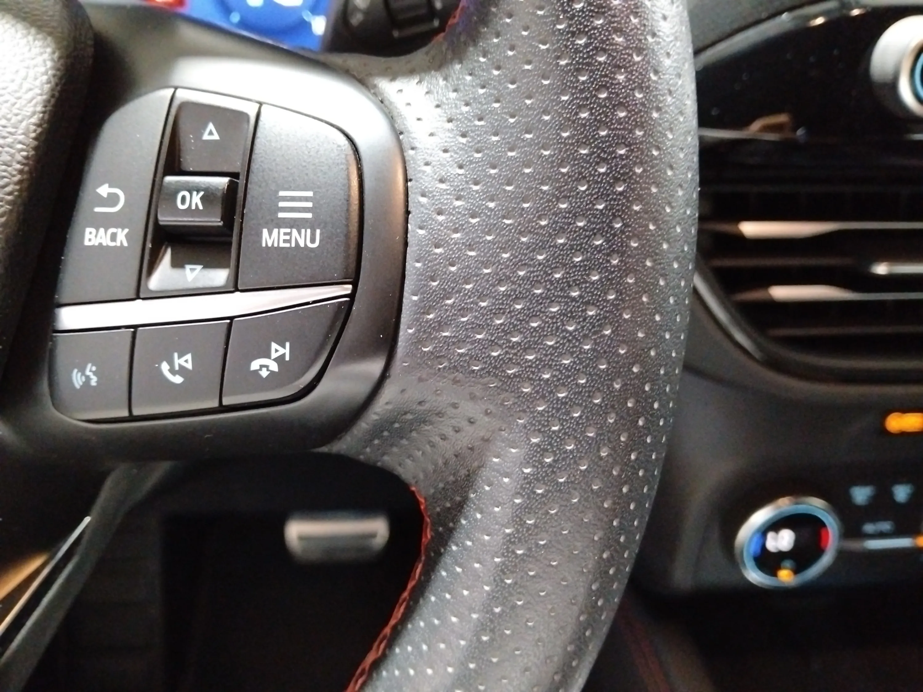 Ford Kuga ST-Line 2.5 Duratec PHEV - foto 22