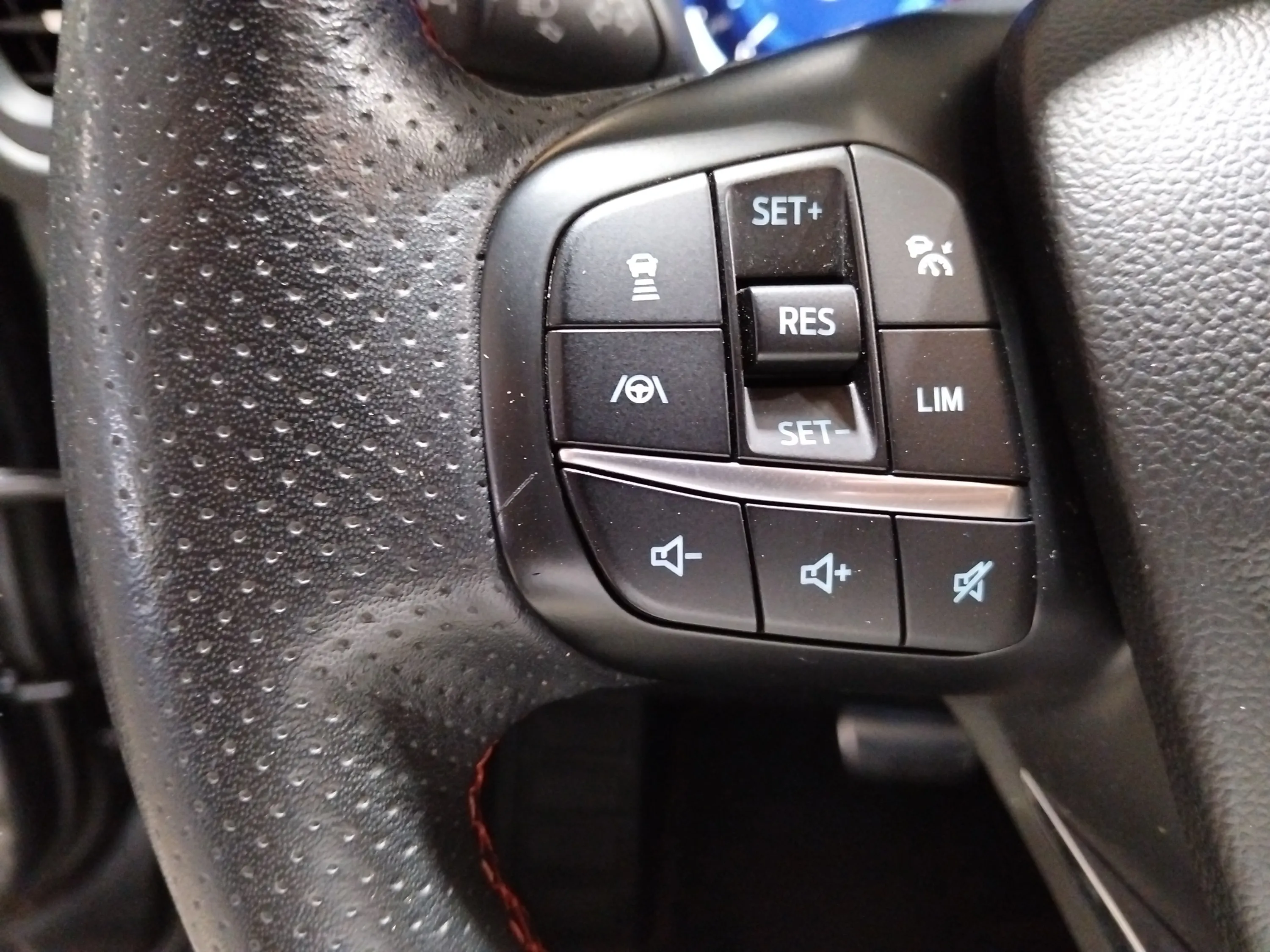 Ford Kuga ST-Line 2.5 Duratec PHEV - foto 23