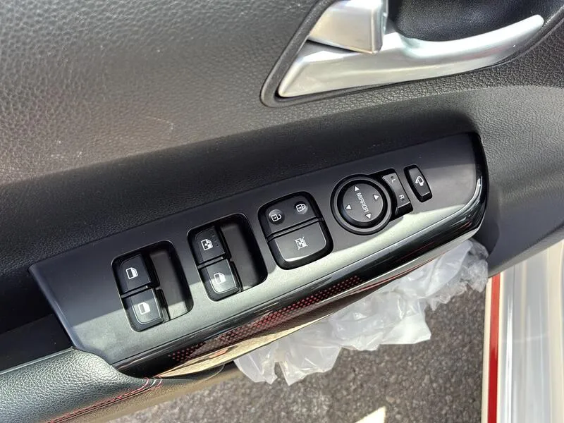 Kia Picanto 1.0 DPi AMT GT Line - foto 31