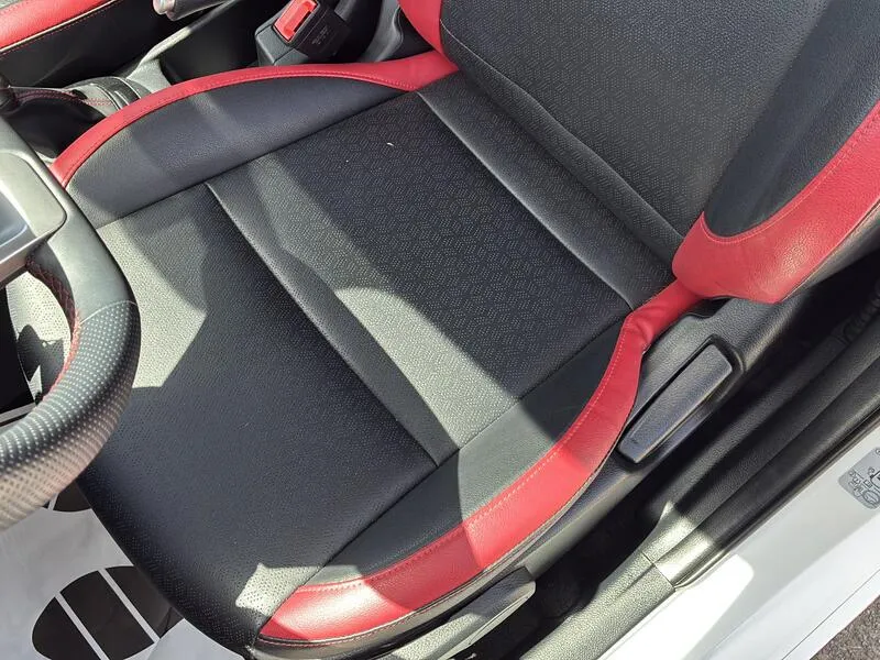 Kia Picanto 1.0 DPi AMT GT Line - foto 33