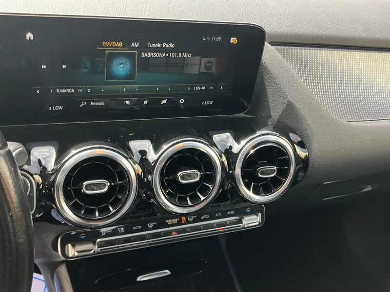 Mercedes-Benz GLA 180 ***1 Sola Llave*** - foto 40