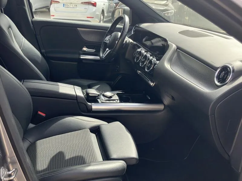 Mercedes-Benz GLA 180 ***1 Sola Llave*** - foto 28