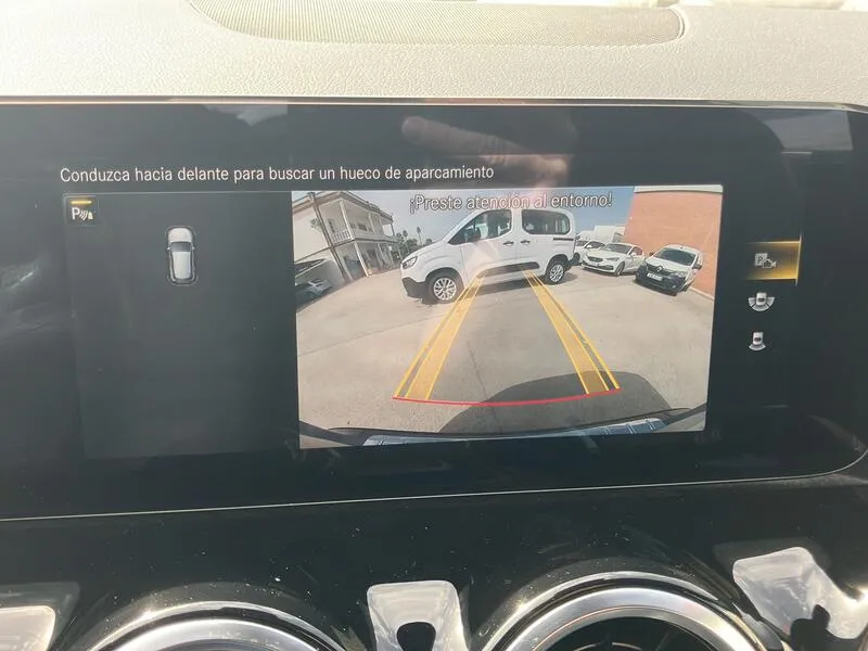 Mercedes-Benz GLA 180 ***1 Sola Llave*** - foto 44