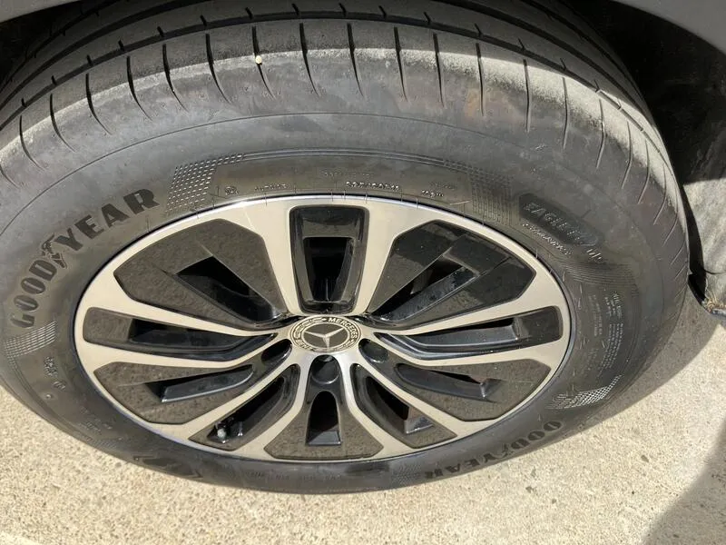 Mercedes-Benz GLC 220 d 4MATIC - foto 22