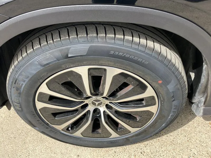 Mercedes-Benz GLC 220 d 4MATIC - foto 19