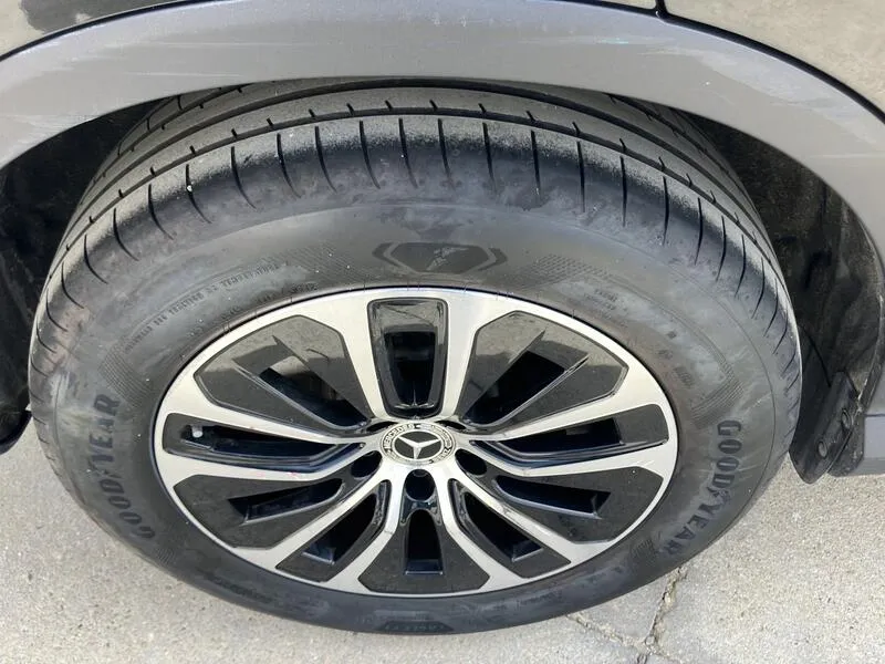 Mercedes-Benz GLC 220 d 4MATIC - foto 23