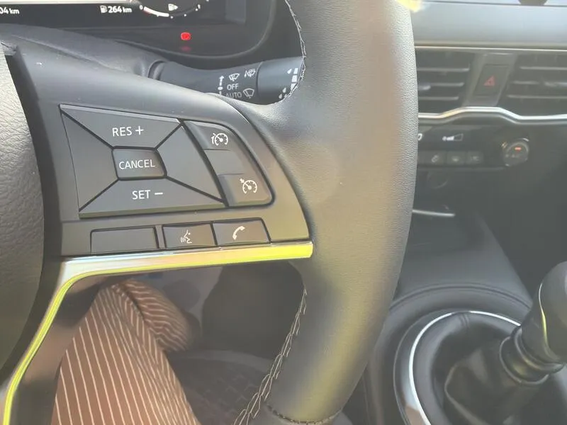 Nissan Juke DIG-T N-Connecta - foto 28
