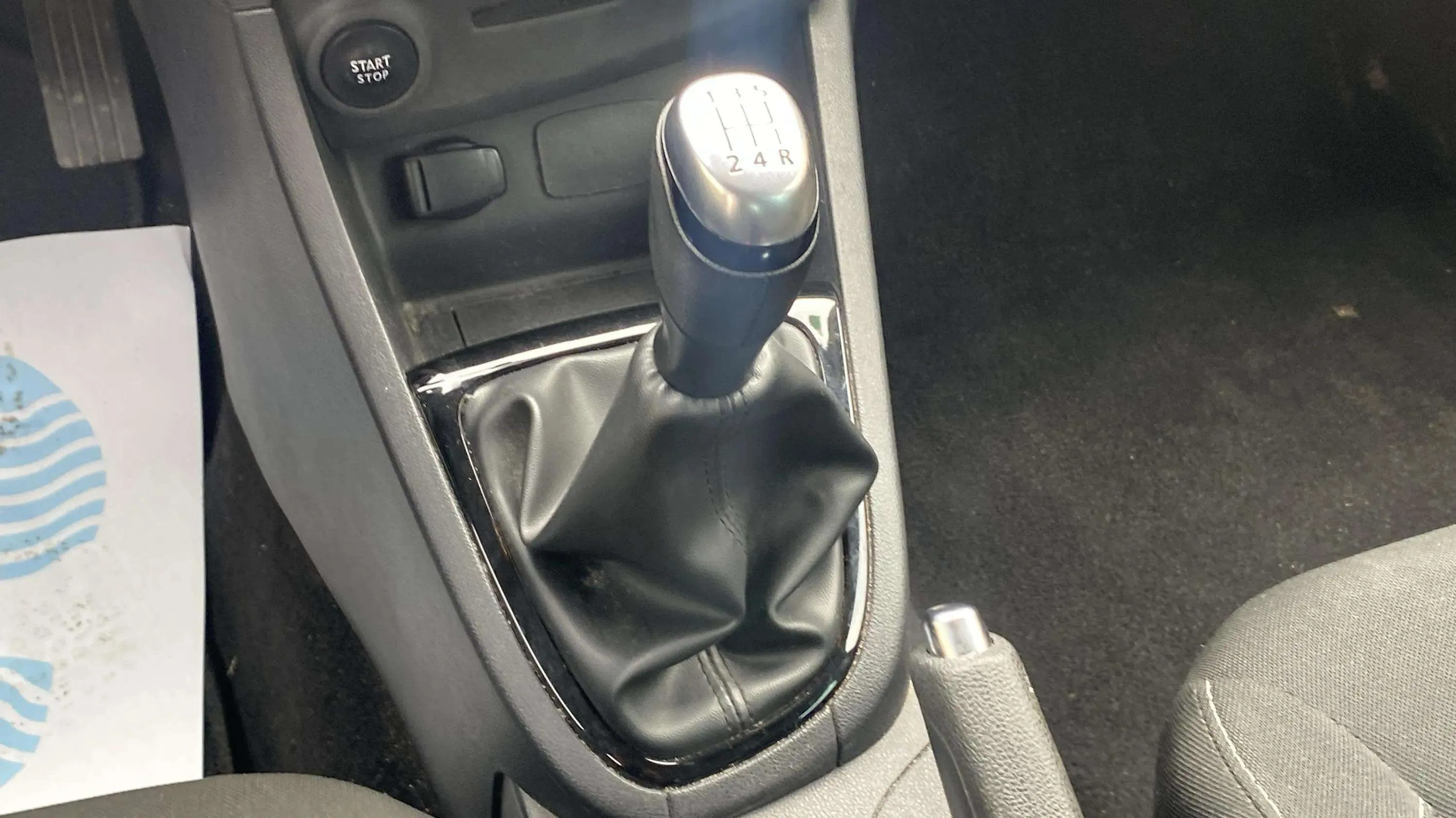 Renault Clio Intens TCe - foto 10