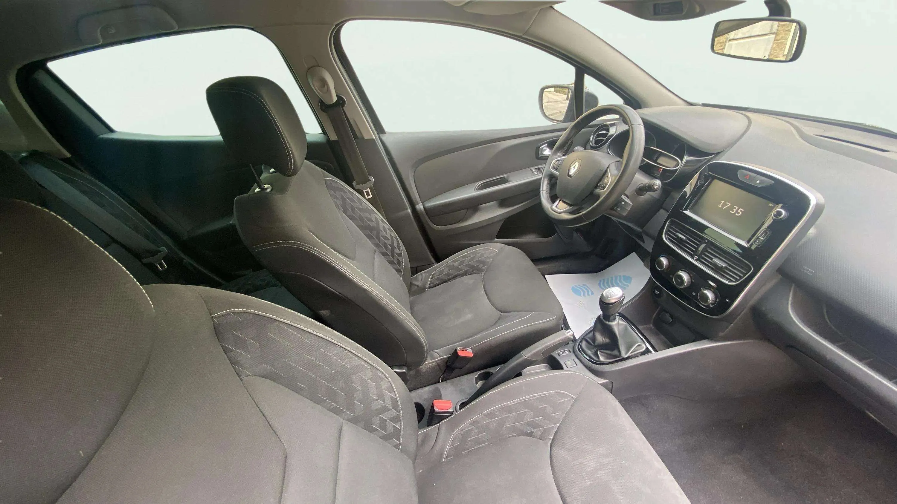 Renault Clio Intens TCe - foto 17