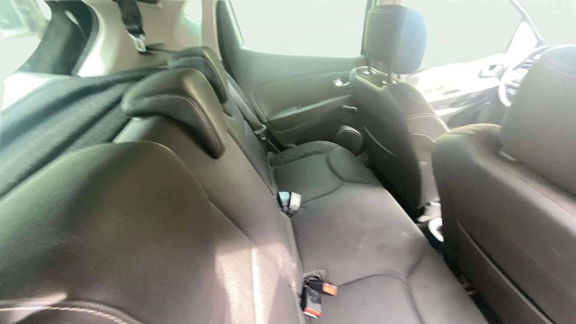 Renault Clio Intens TCe - foto 16