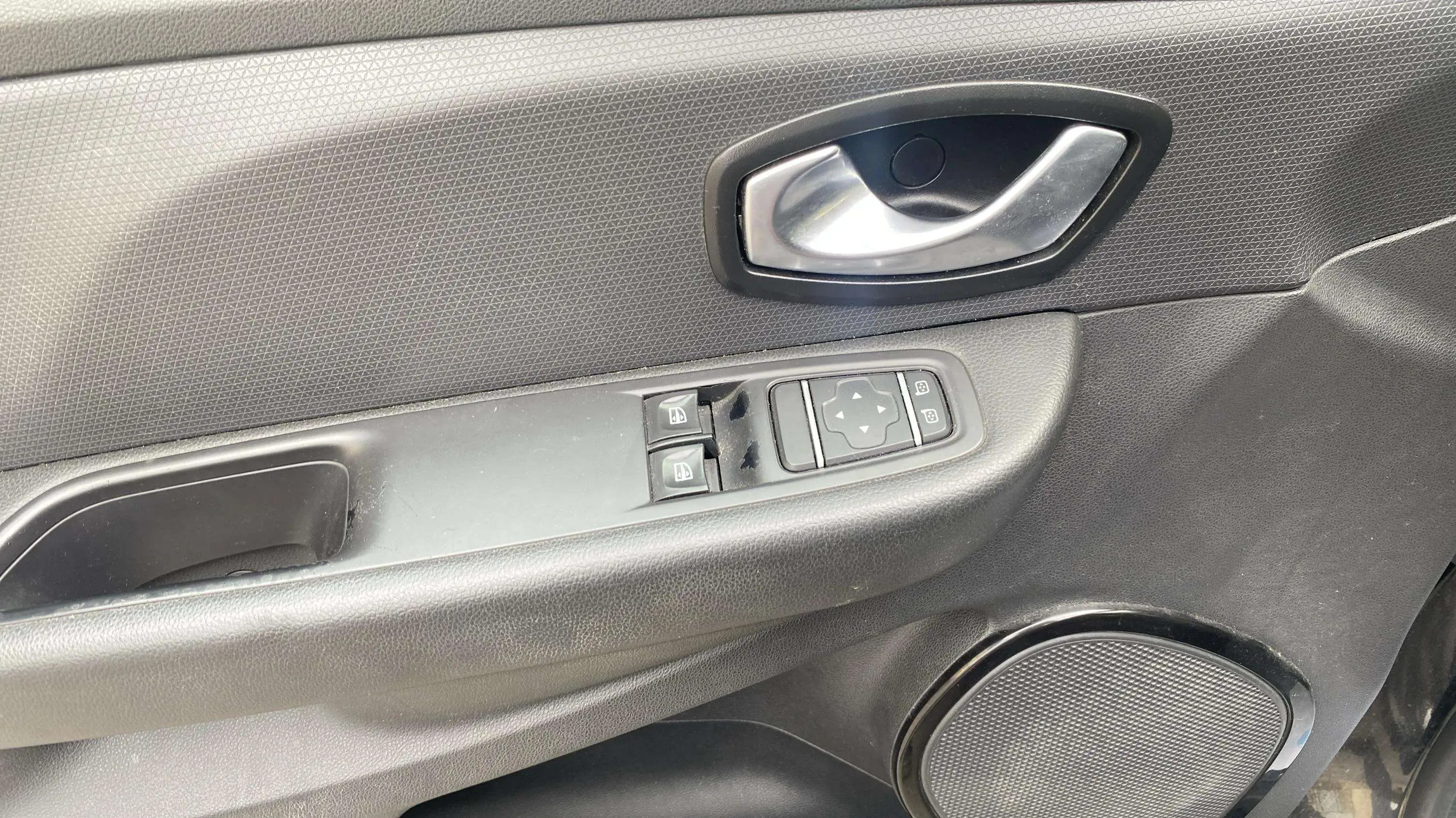 Renault Clio Intens TCe - foto 18