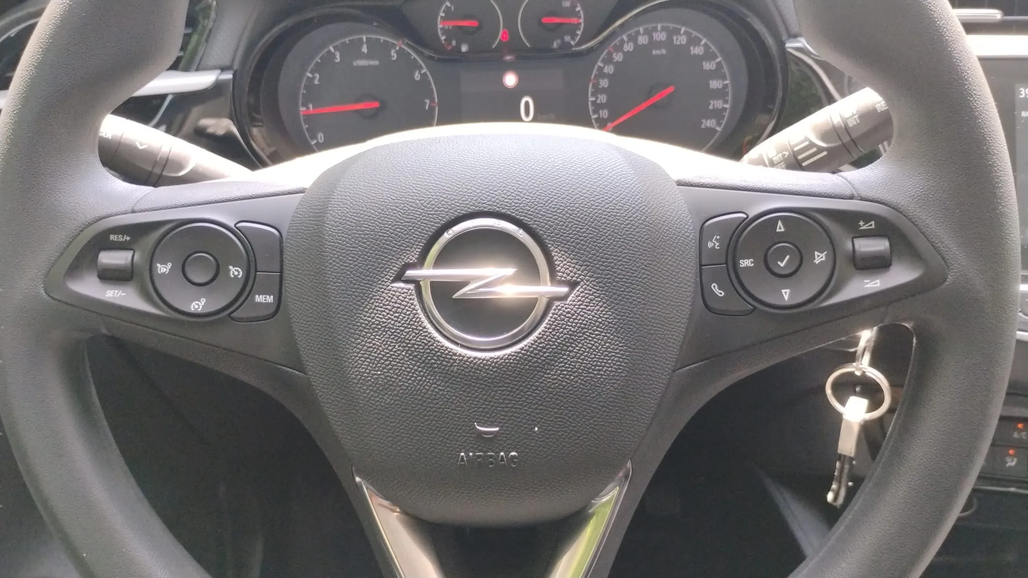 Opel Corsa 1.2T XHL Edition - foto 12