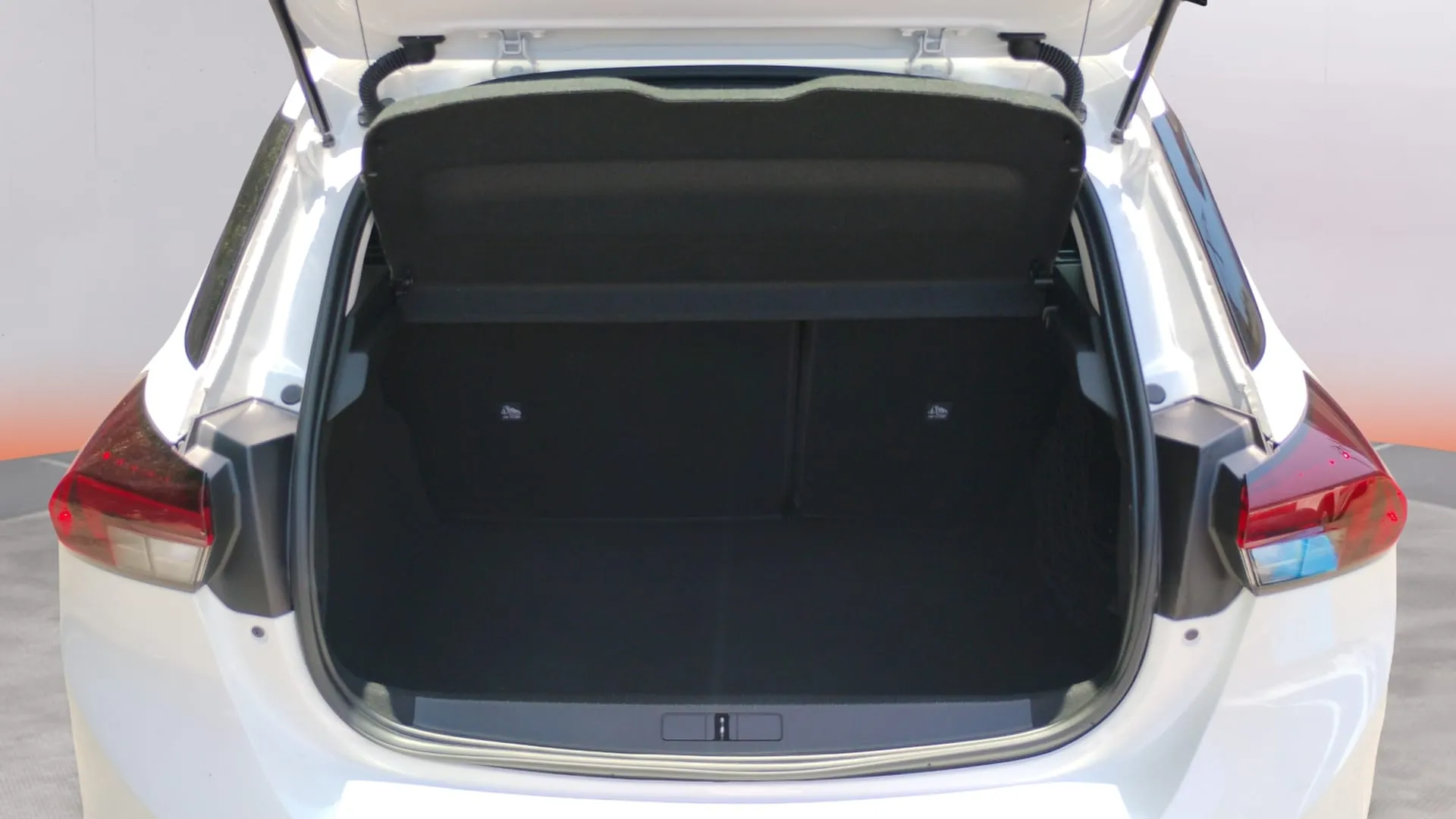 Opel Corsa 1.2T XHL Edition - foto 9
