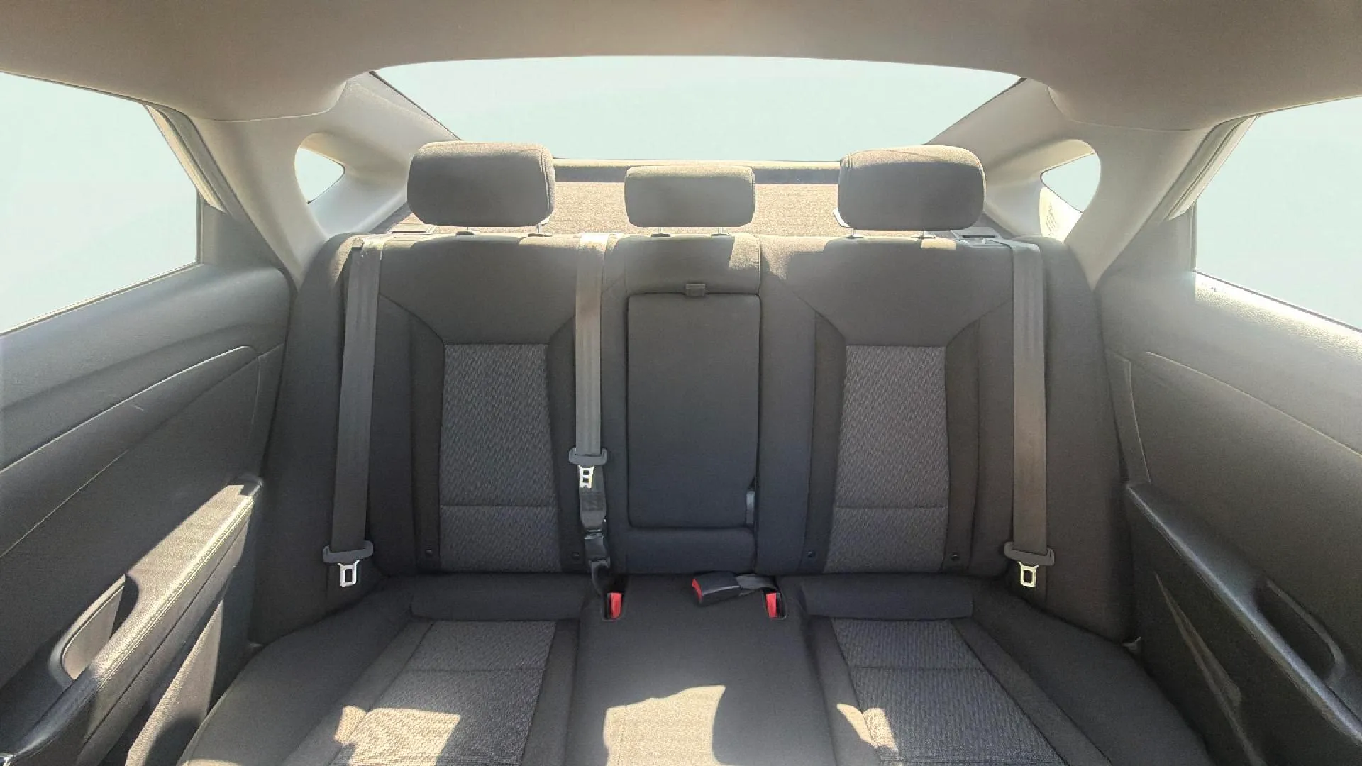 Hyundai i40 CW 1.7 CRDi BlueDrive Tecno - foto 16