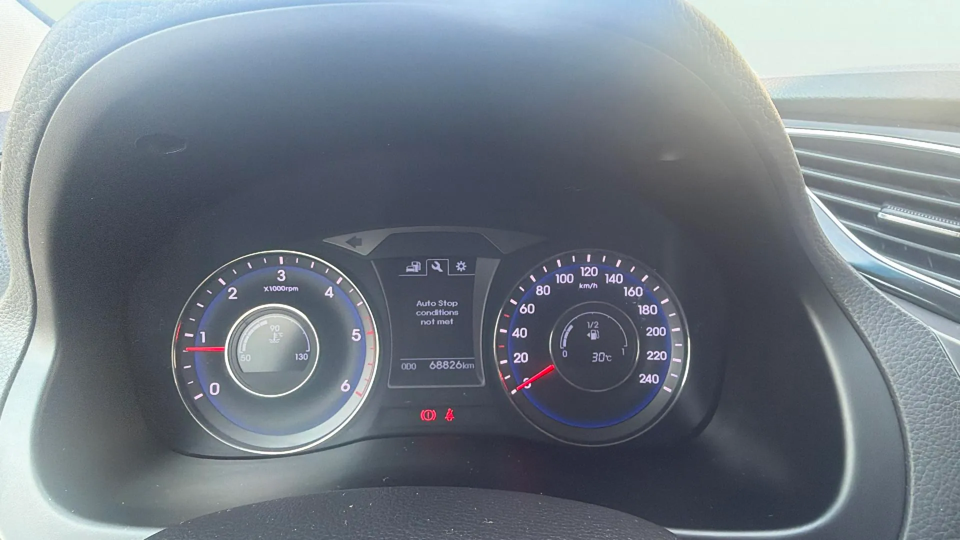 Hyundai i40 CW 1.7 CRDi BlueDrive Tecno - foto 17