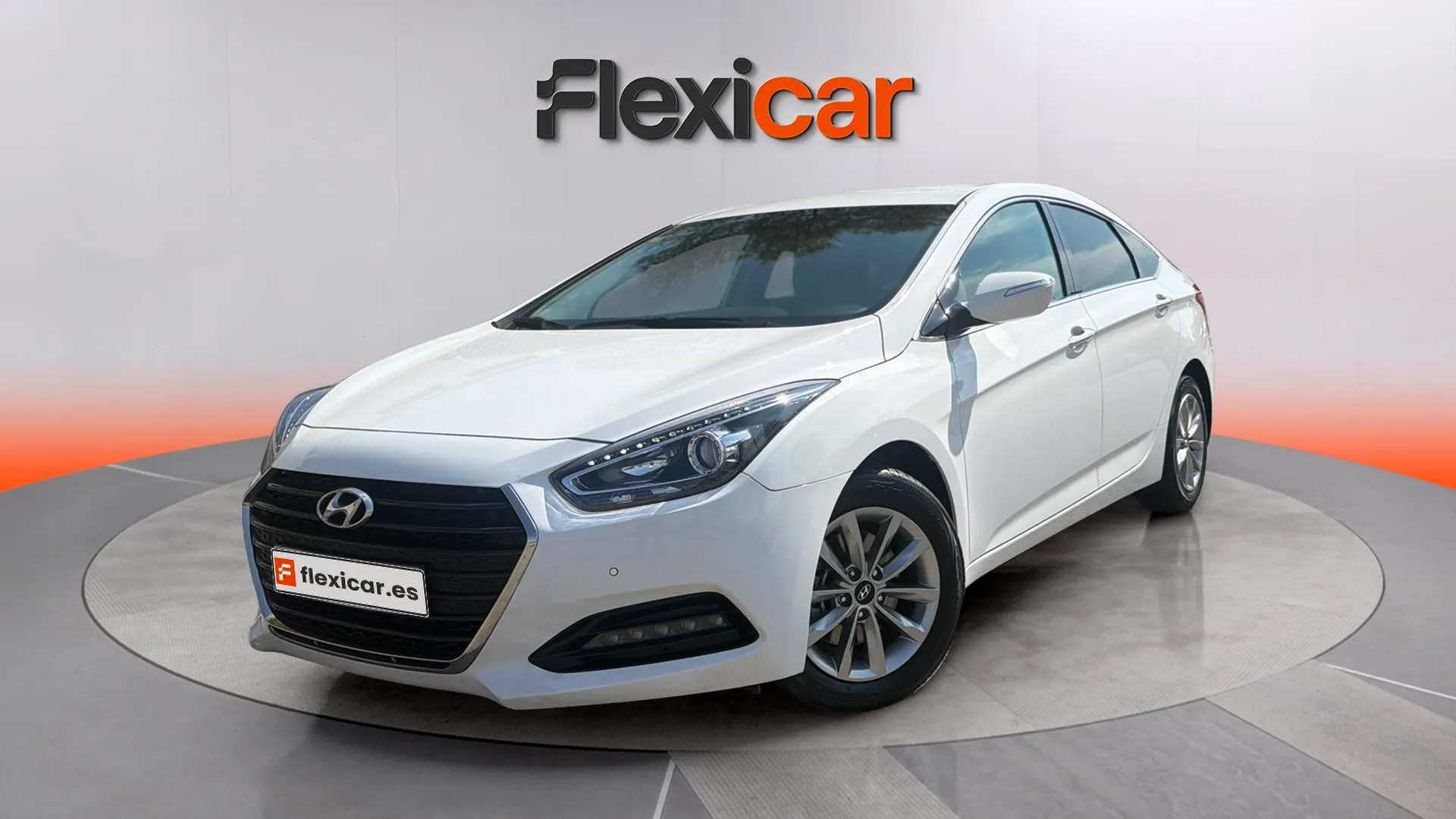 Hyundai i40 CW 1.7 CRDi BlueDrive Tecno - foto 8