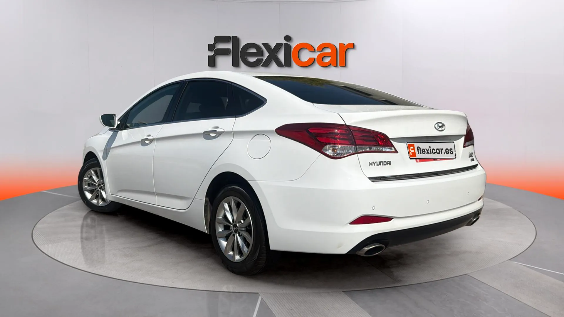 Hyundai i40 CW 1.7 CRDi BlueDrive Tecno - foto 7