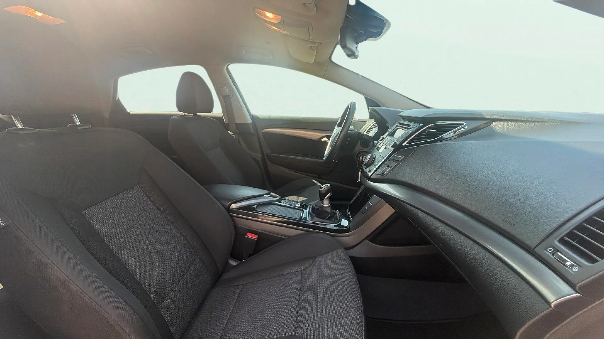 Hyundai i40 CW 1.7 CRDi BlueDrive Tecno - foto 15