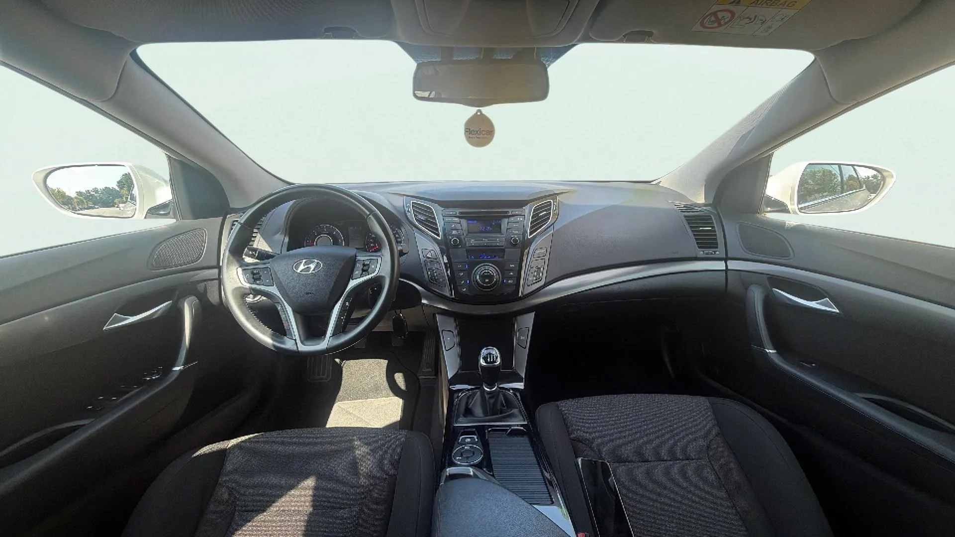 Hyundai i40 CW 1.7 CRDi BlueDrive Tecno - foto 13