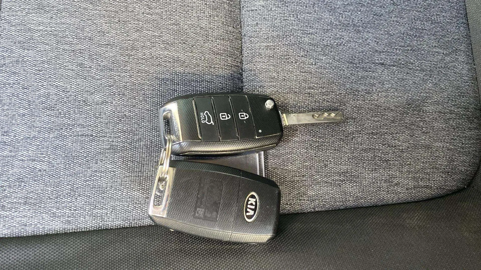 Kia Stonic 1.0 T-GDi Business - foto 37