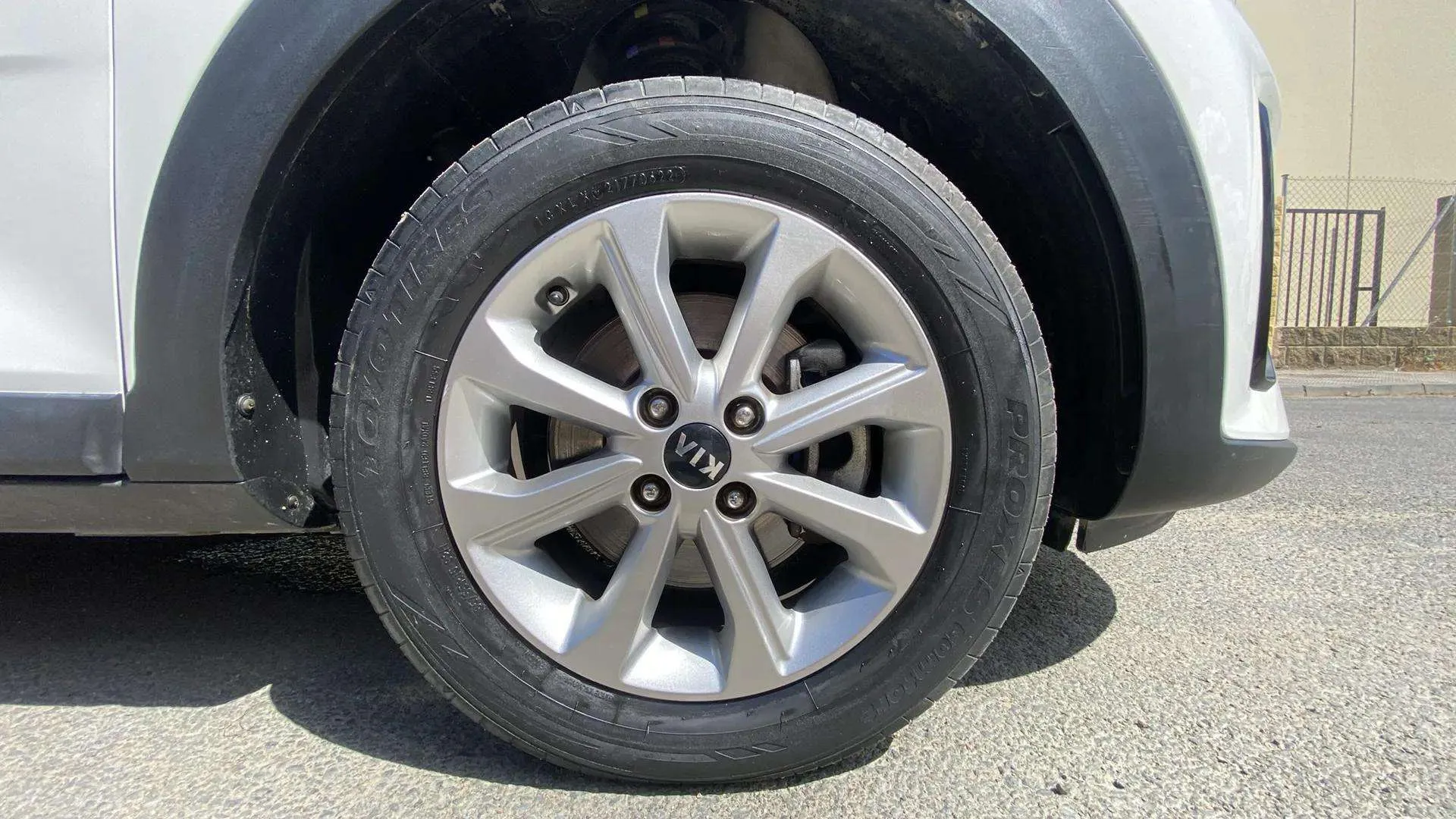 Kia Stonic 1.0 T-GDi Business - foto 24