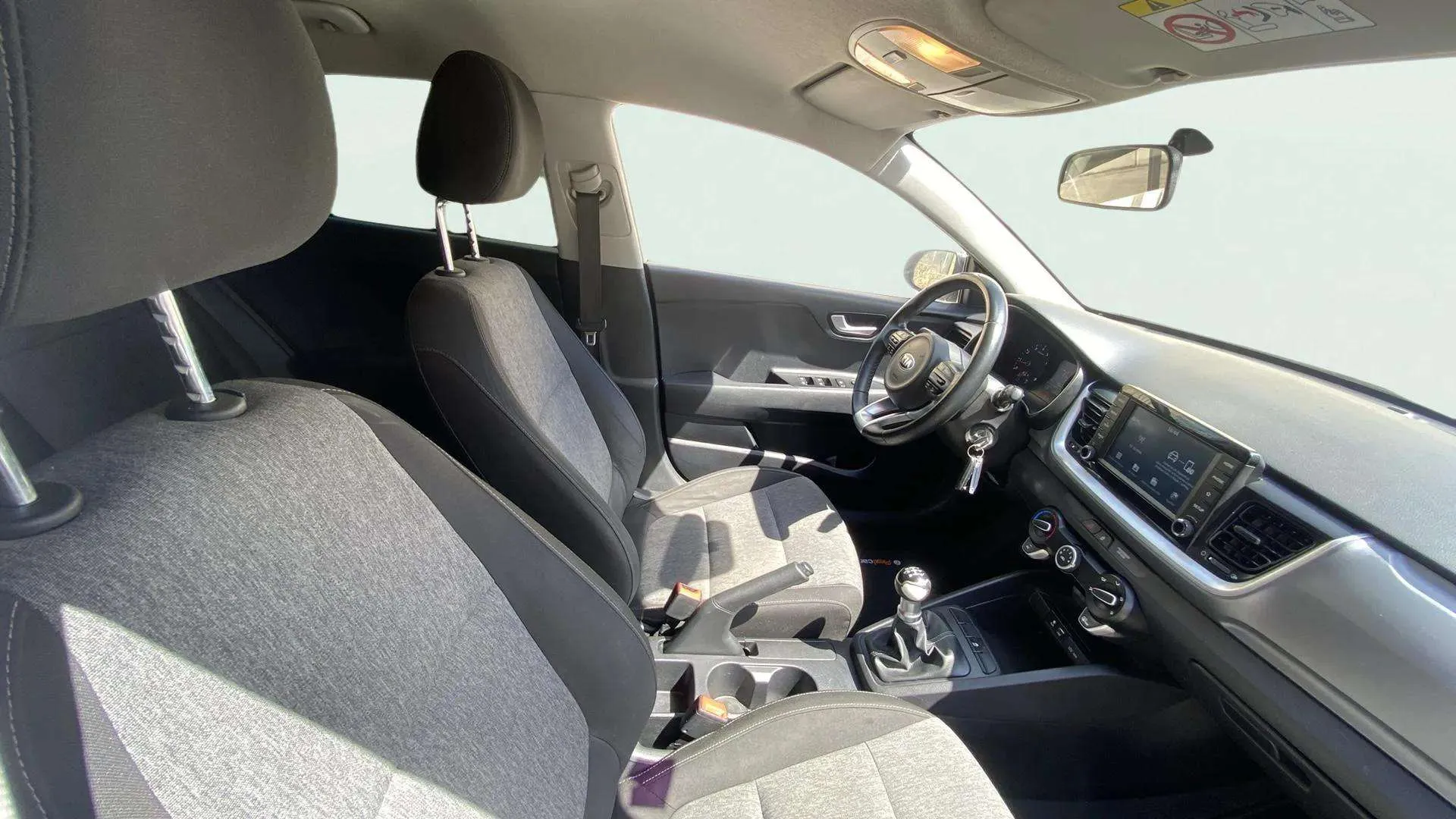 Kia Stonic 1.0 T-GDi Business - foto 17