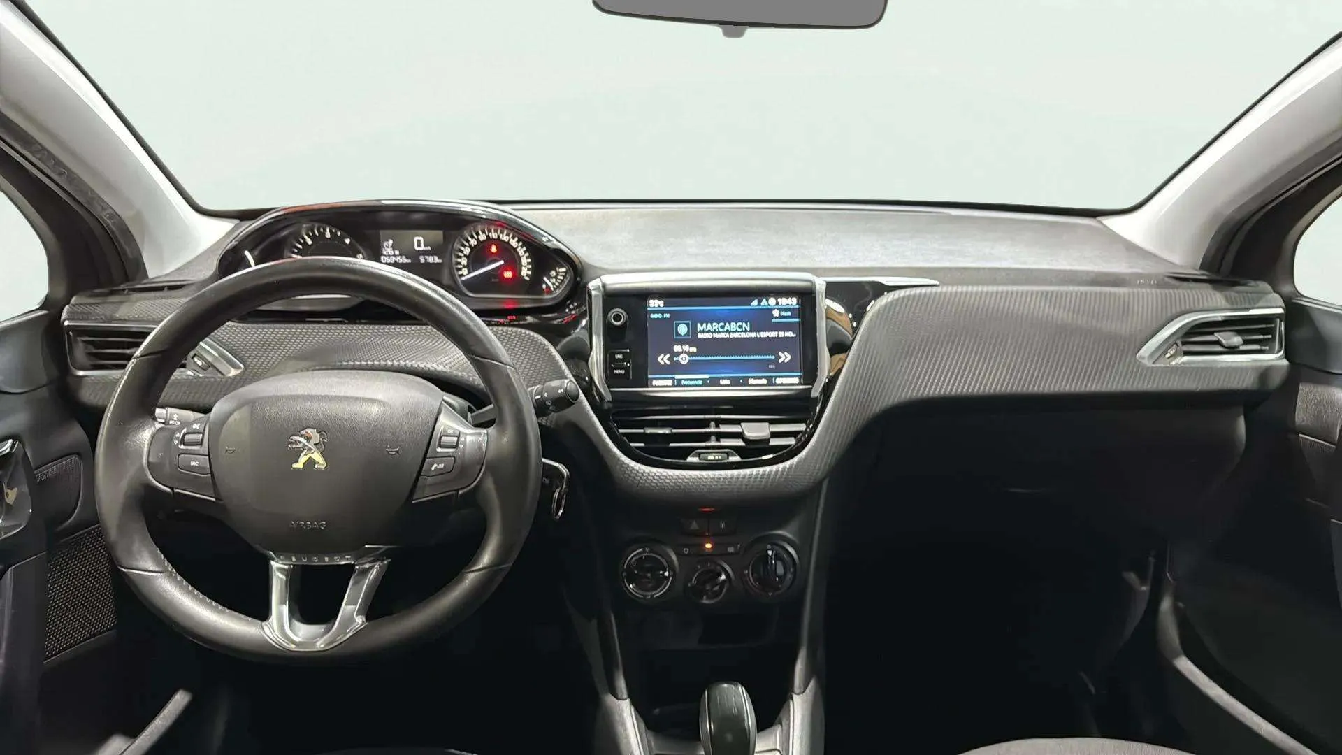 Peugeot 208 Active BlueHDi - foto 9