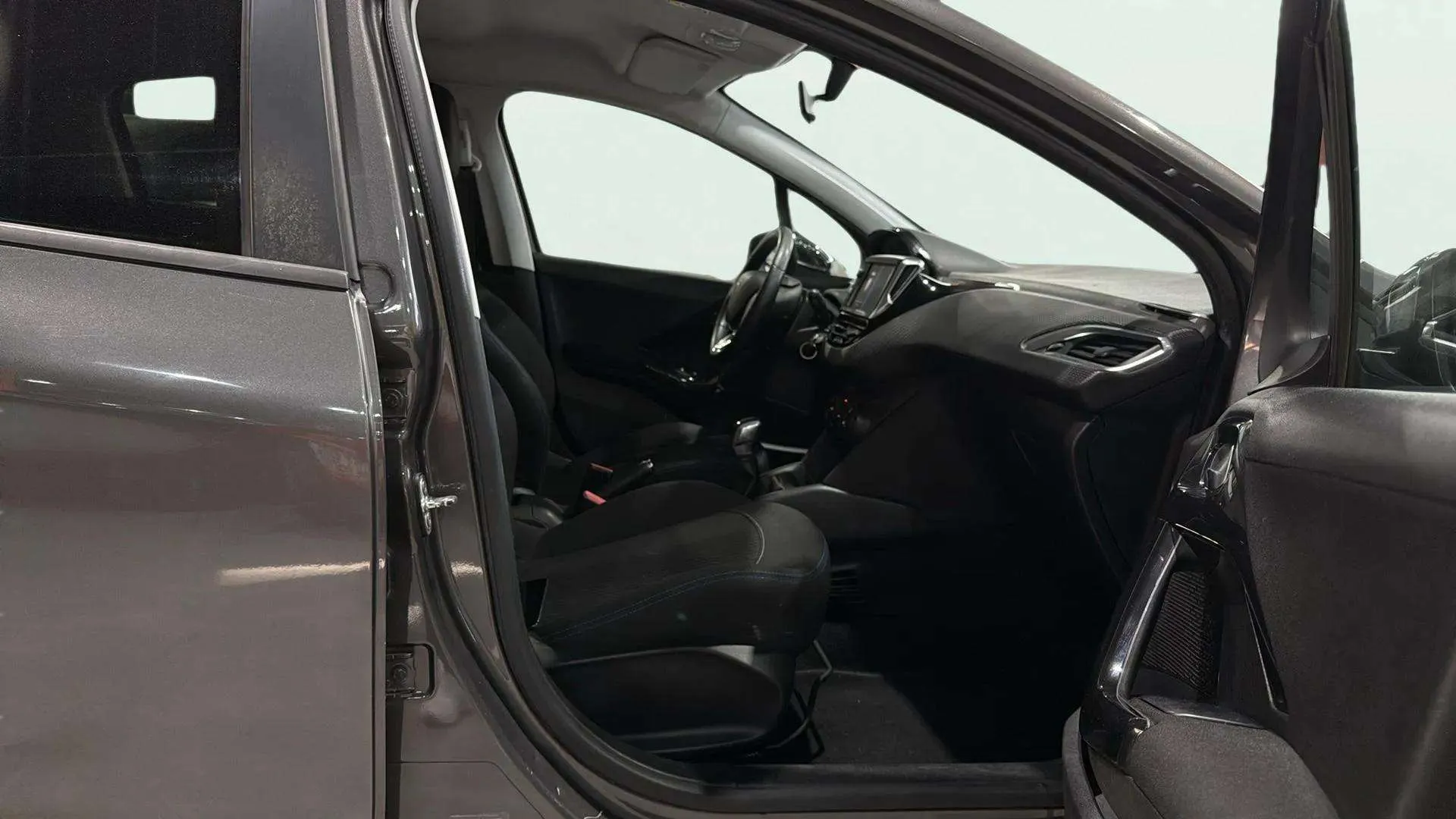 Peugeot 208 Active BlueHDi - foto 15