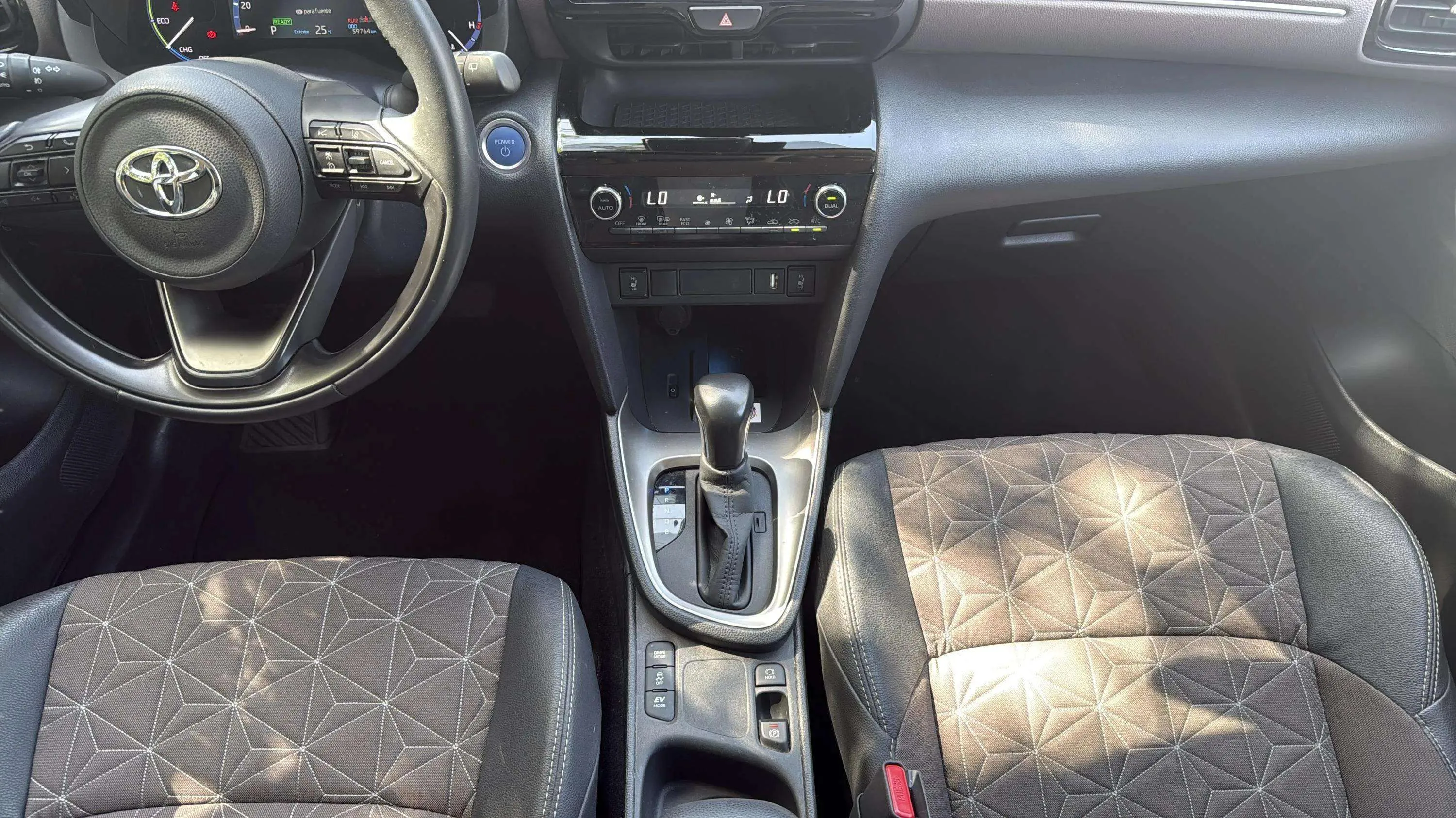 Toyota Yaris Cross 1.5 120H Style - foto 11