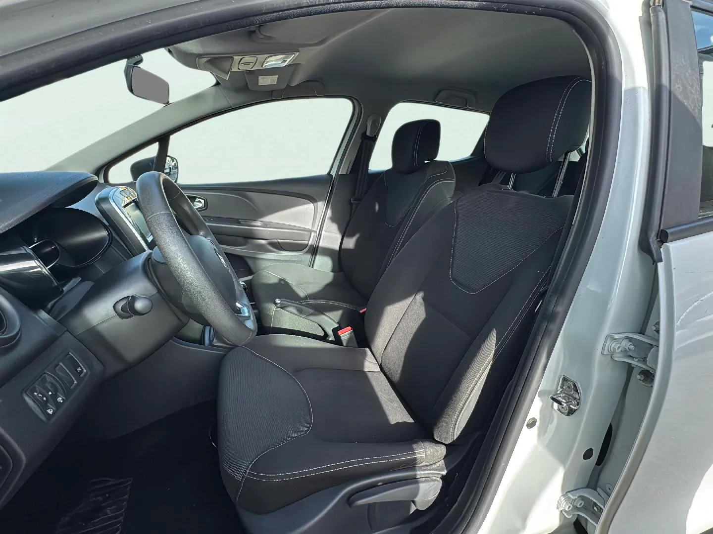 Renault Clio Limited dCi -18 - foto 15