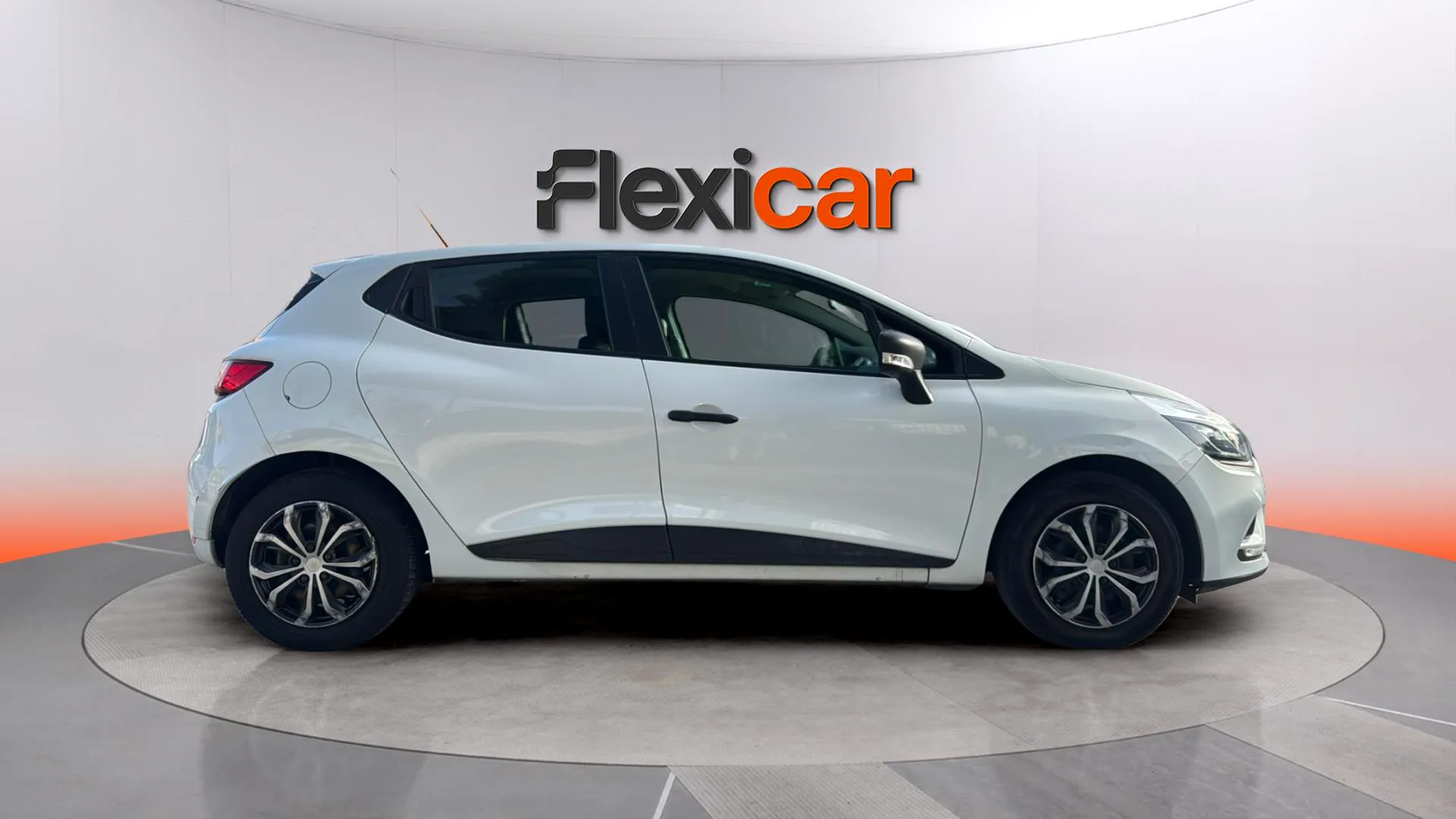 Renault Clio Limited dCi -18 - foto 8