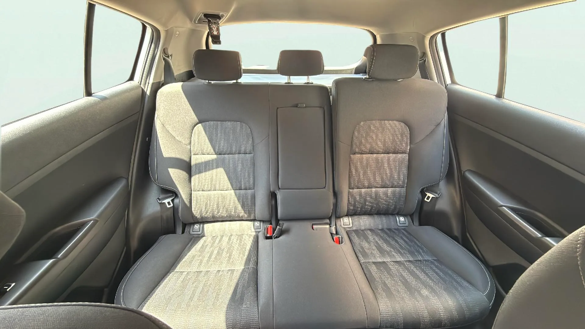 Kia Sportage 1.6 MHEV Black Edition 4x2 - foto 14