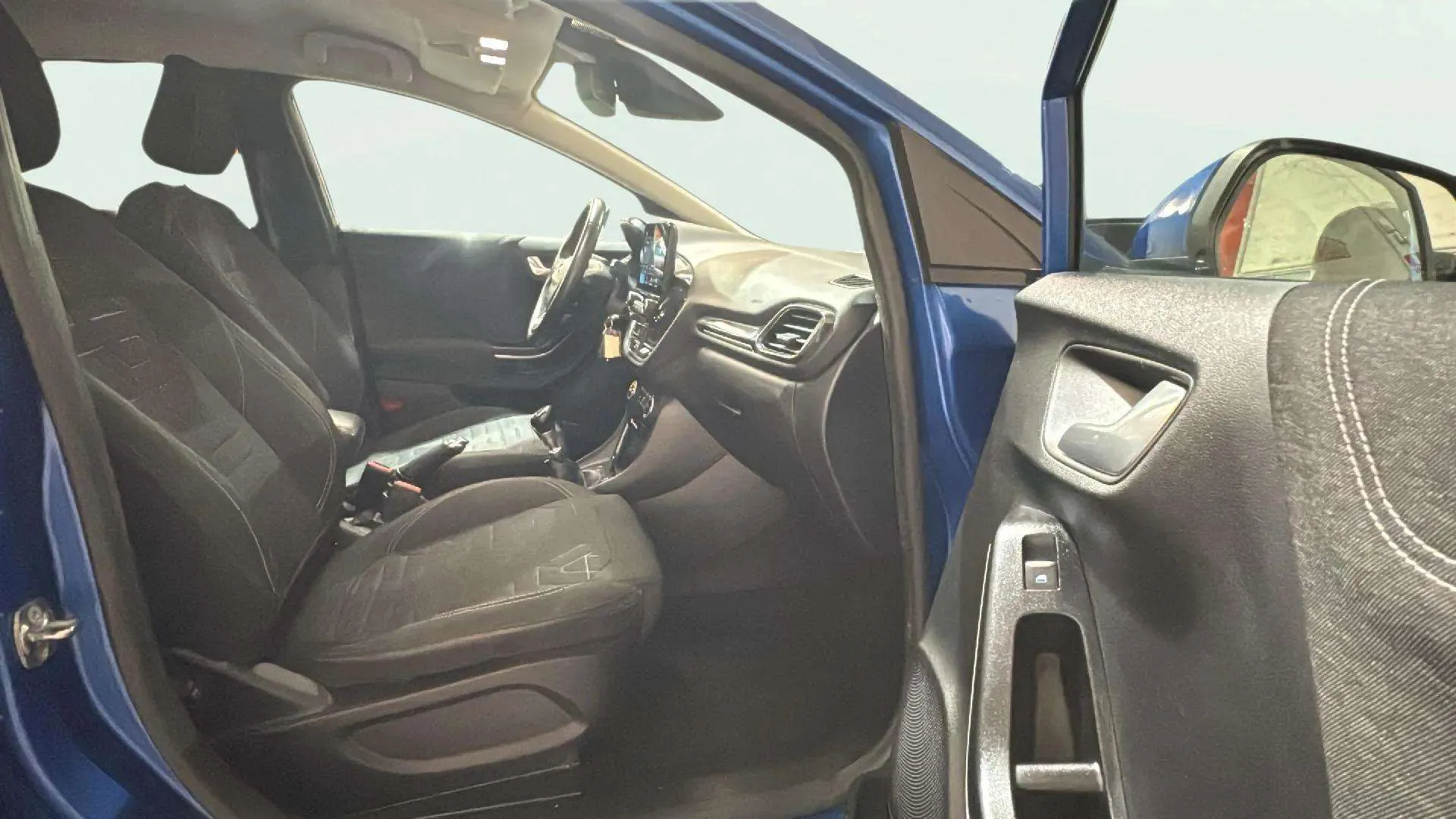Ford Puma 1.0 EcoBoost Titanium Design MHEV - foto 21