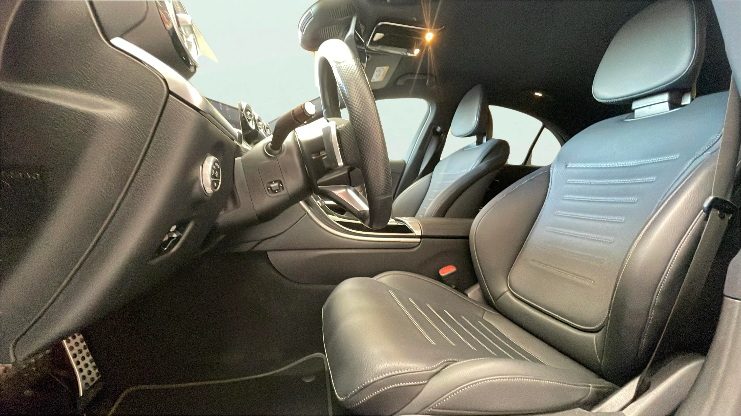 Mercedes-Benz Clase C C 200 - foto 17
