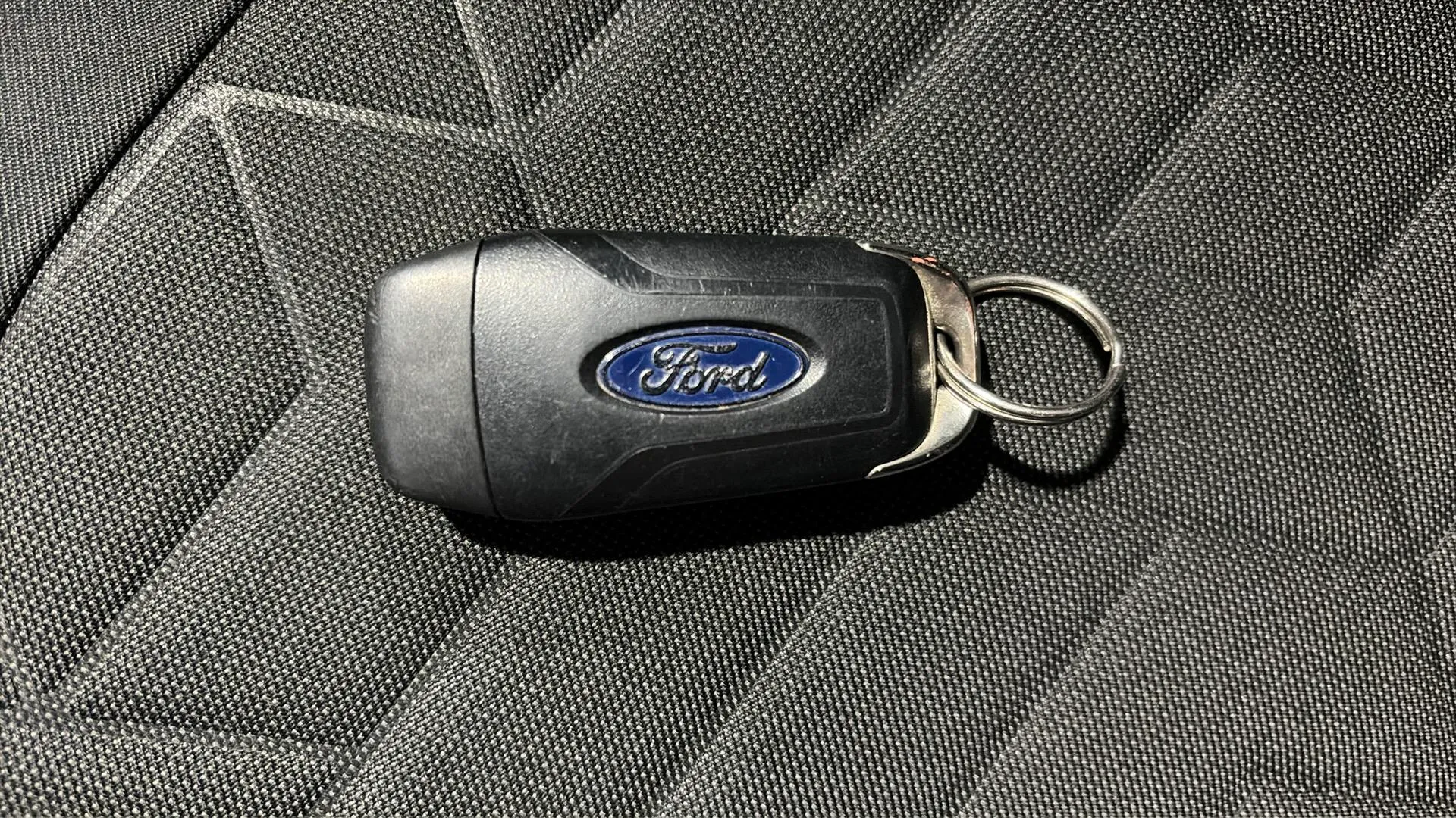 Ford Puma 1.0 EcoBoost Titanium Design MHEV - foto 14
