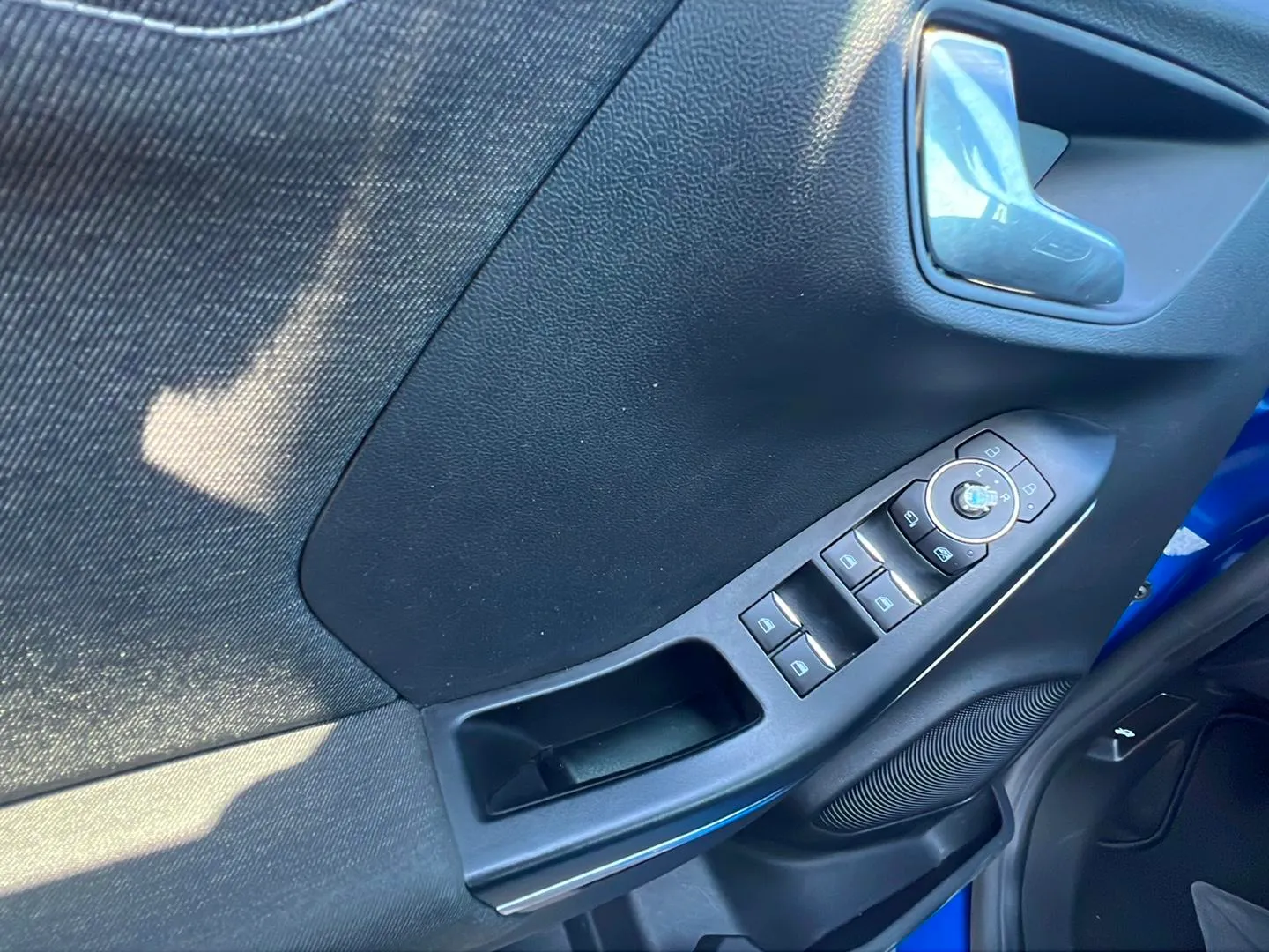 Ford Puma 1.0 EcoBoost Titanium Design MHEV - foto 18