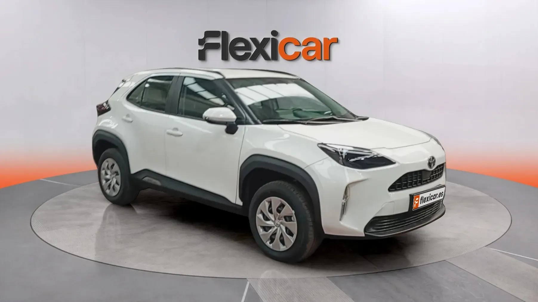 Toyota Yaris Cross 1.5 130H Active - foto 1