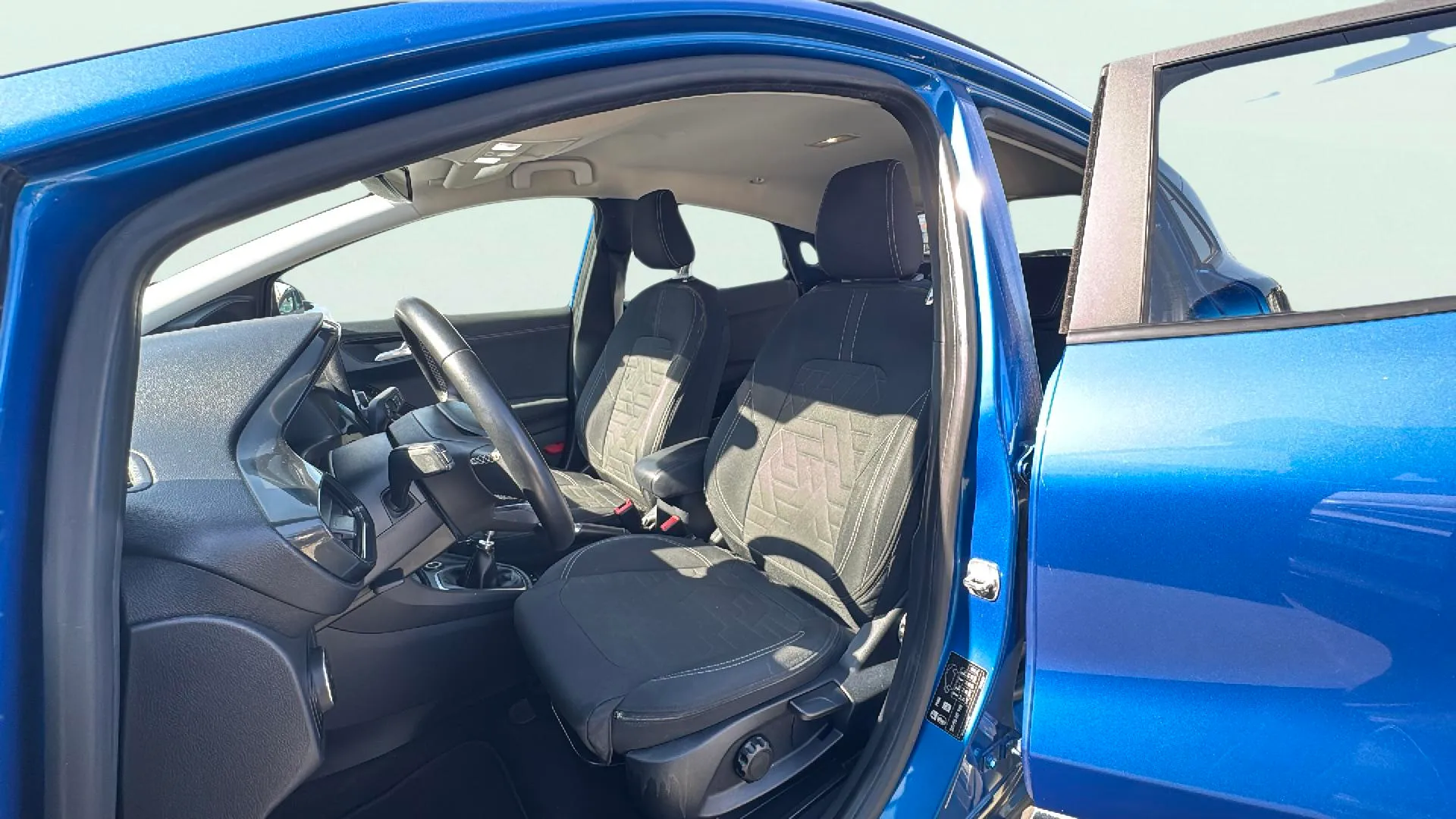 Ford Puma 1.0 EcoBoost Titanium Design MHEV - foto 9
